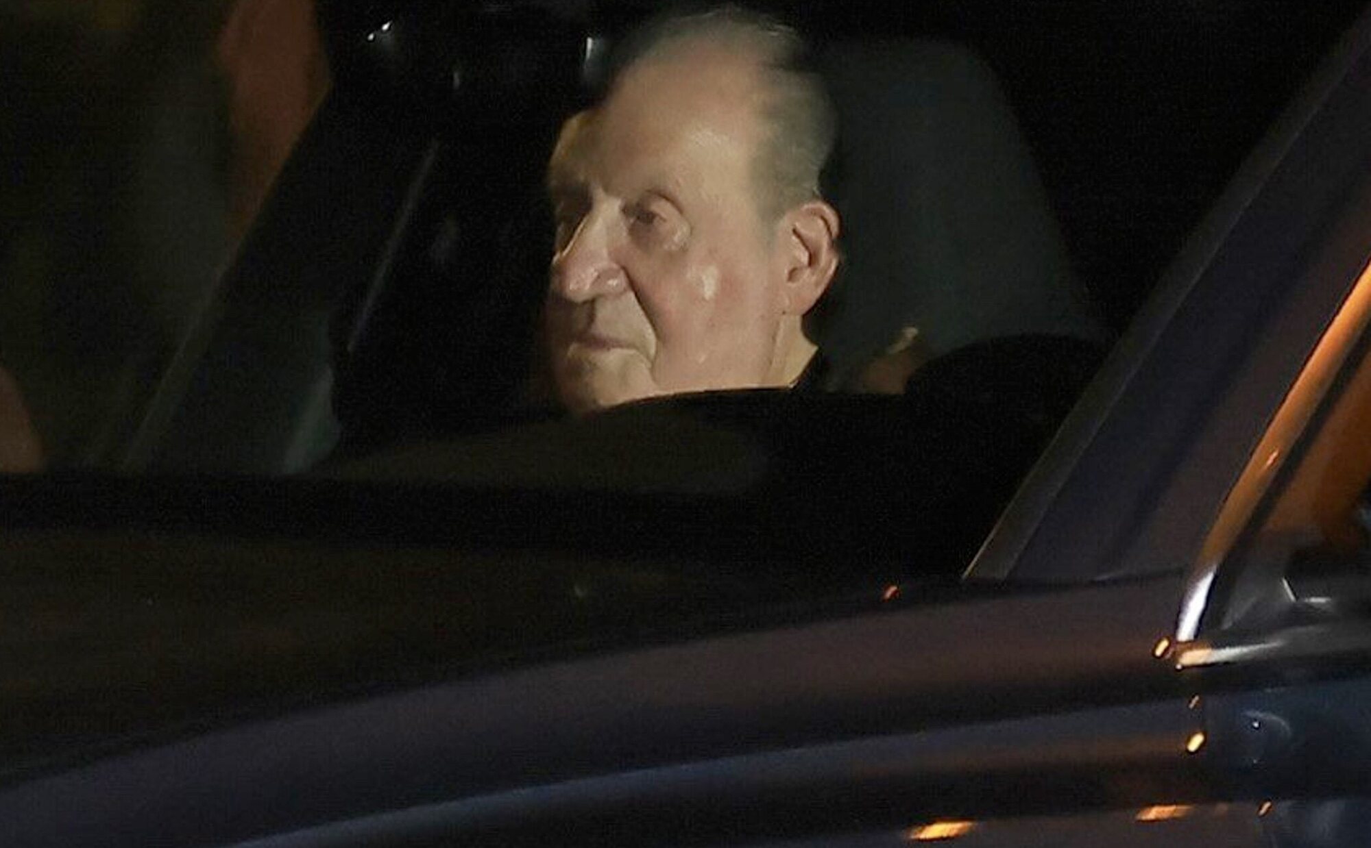 La noche de fiesta del Rey Juan Carlos en Londres tras el 18 cumpleaños de la Princesa Leonor