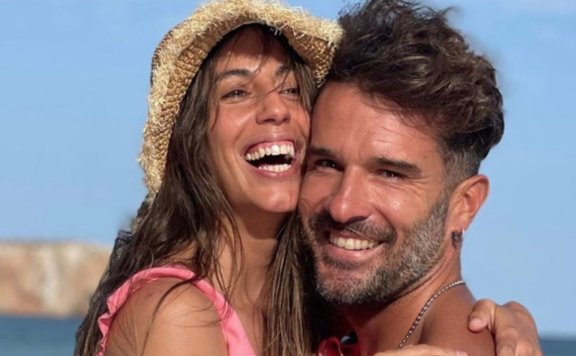 Almudena Cid comparte sus primeras fotos con Gerardo Berodia: "Gracias por hacerme sentir verano en invierno"