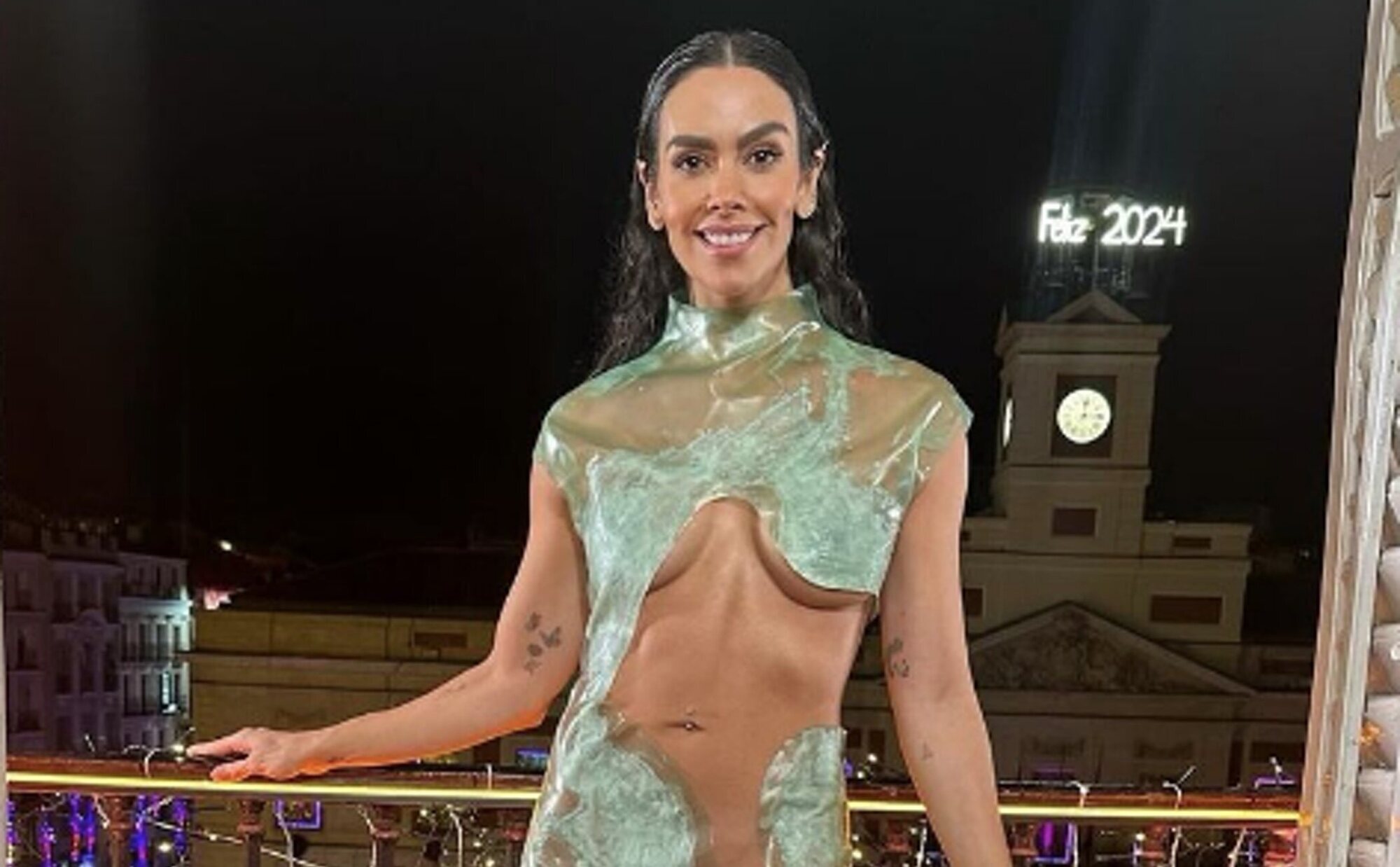 Cristina Pedroche, acusada de plagio por el parecido de su vestido de las Campanadas a uno de Becky G