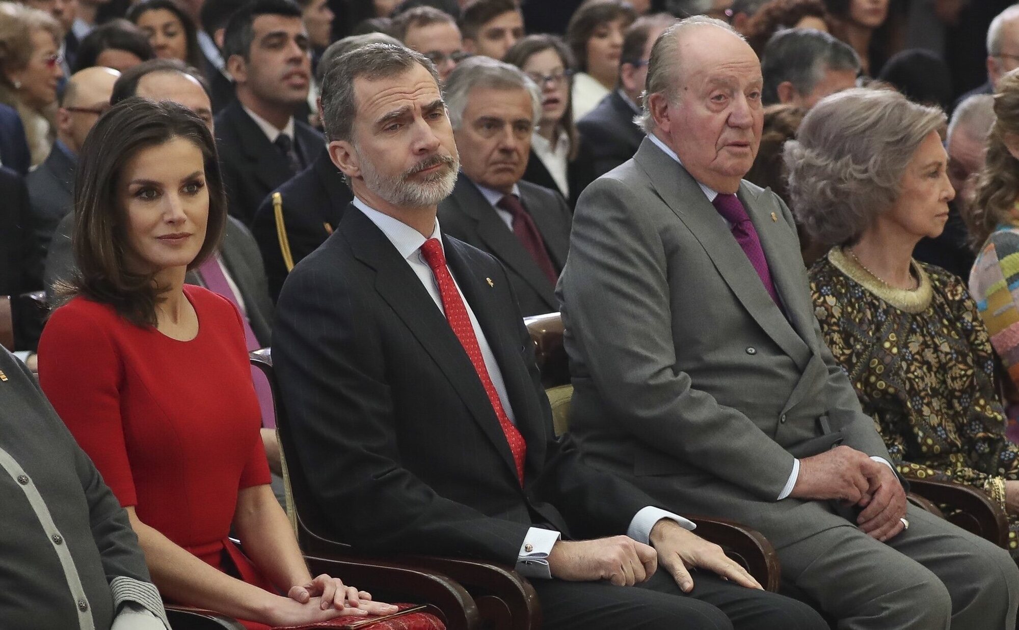 El reencuentro de los Reyes Felipe y Letizia y la Reina Sofía con el Rey Juan Carlos: en Windsor y por Constantino de Grecia