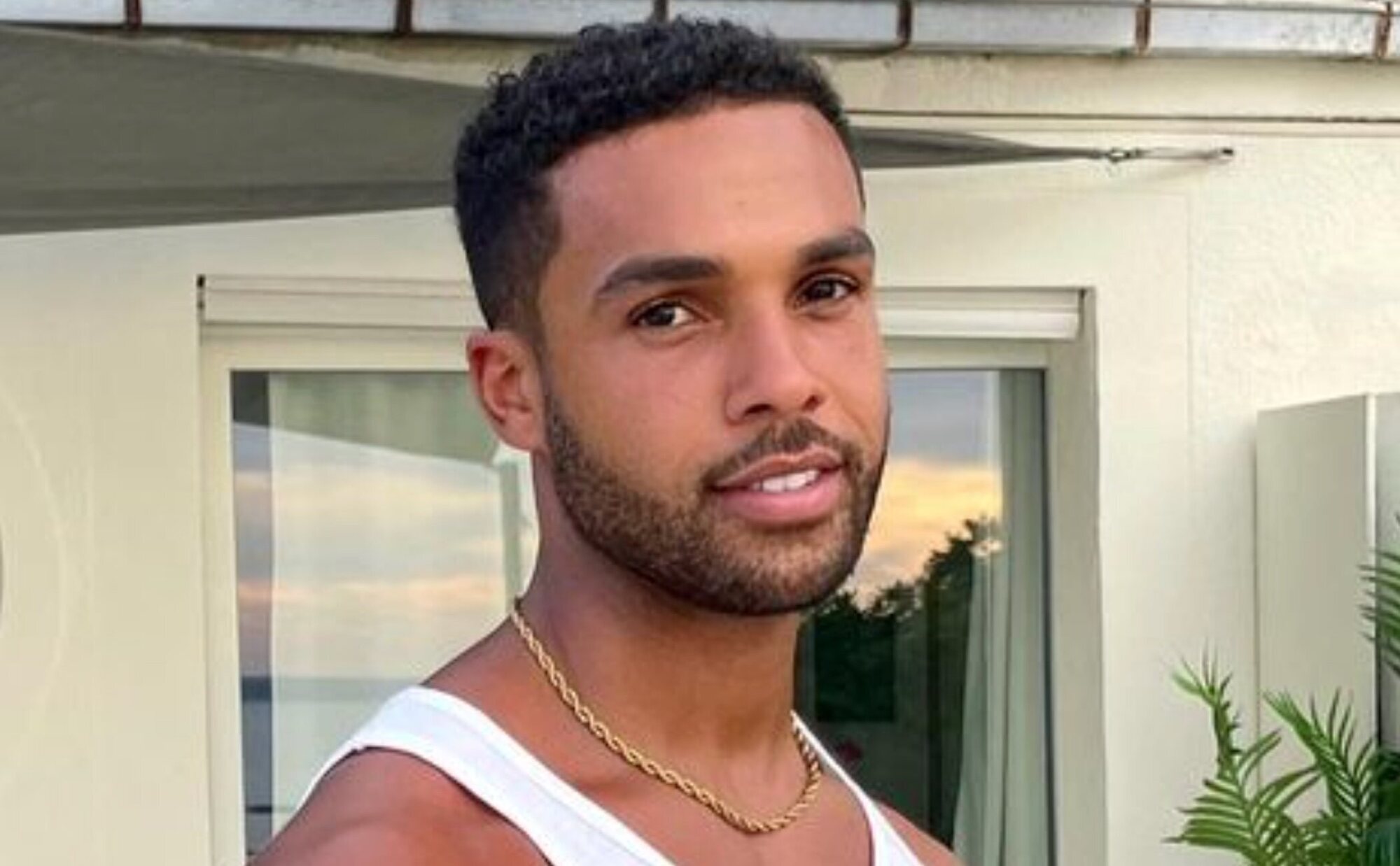 Quién es Lucien Laviscount, el actor que ha conquistado a Shakira