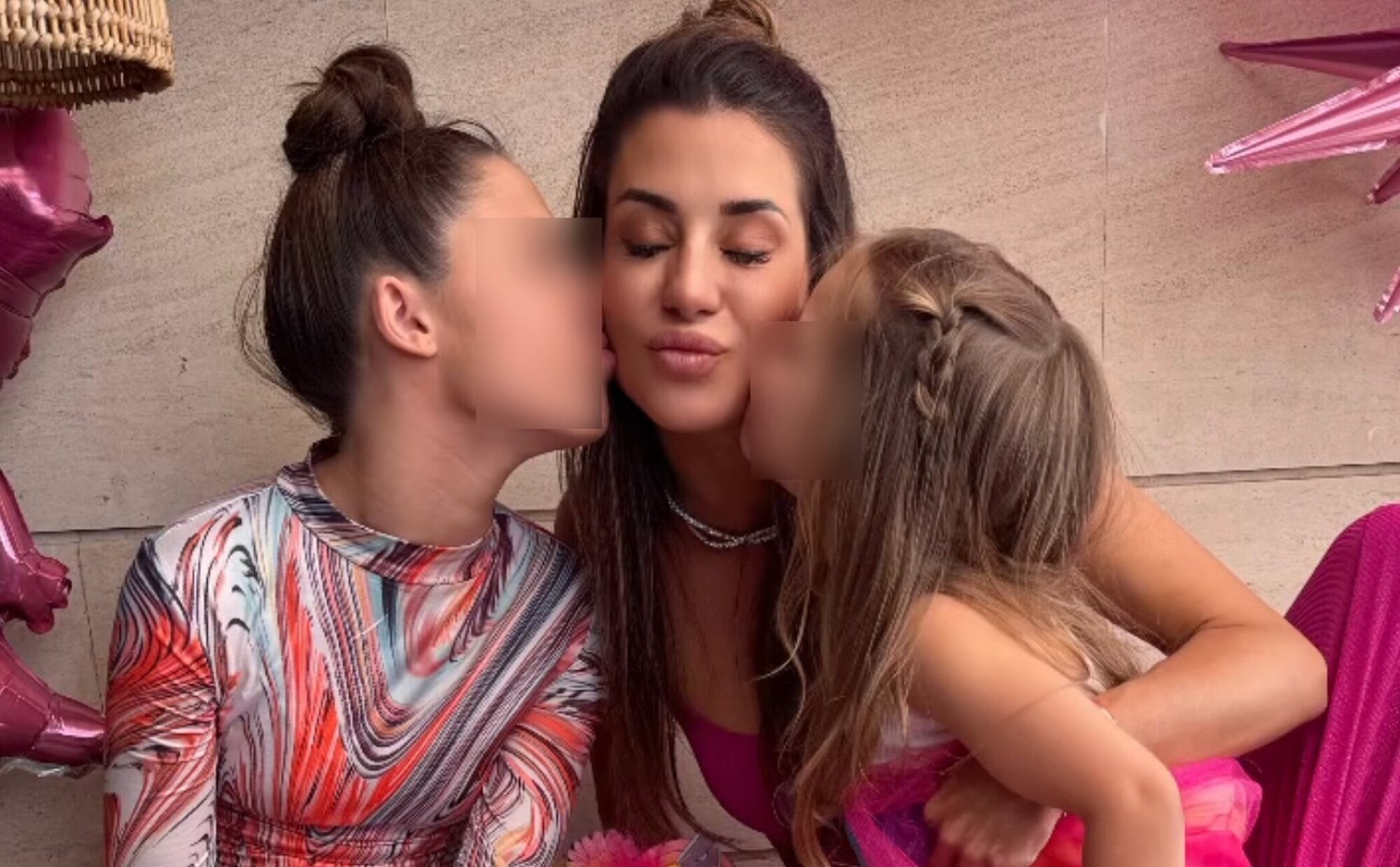 El fiestón de cumpleaños que ha organizado Elena Tablada a su hija Camila: se ha disfrazado de la película 'Trolls'