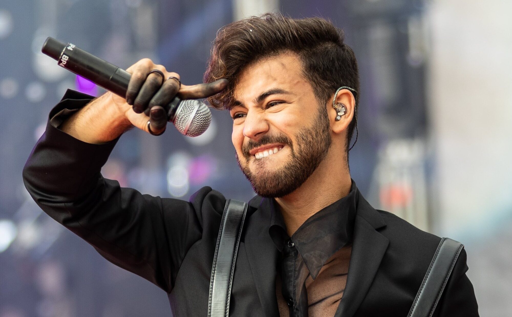 Agoney: "Mi segundo disco es como yo me he visualizado siempre como artista"