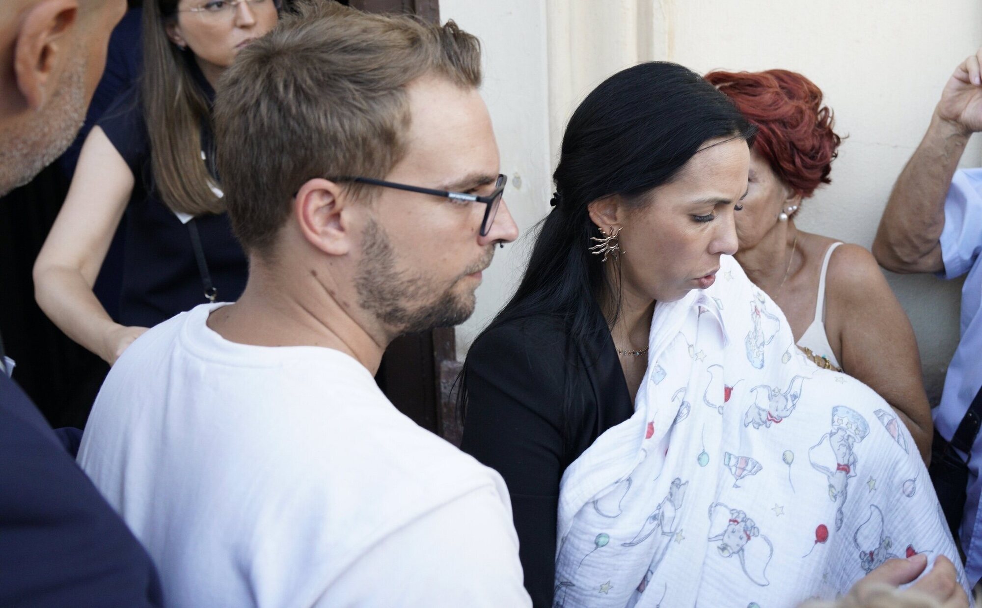 José María Almoguera, hijo de Carmen Borrego, y Paola Olmedo se van juntos a un concierto tras su separación