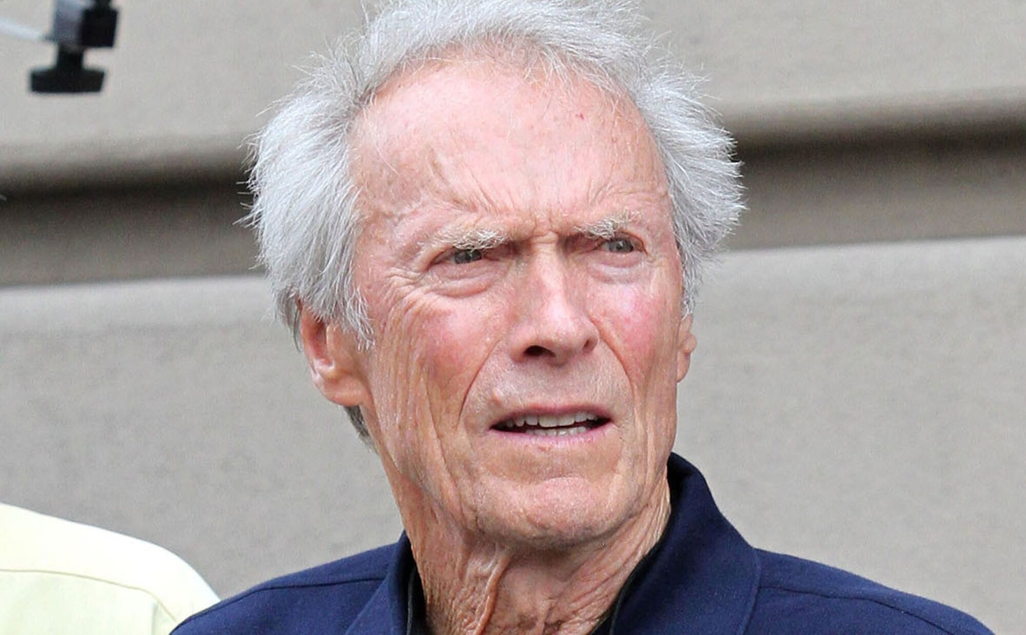 El dolor de Clint Eastwood por la muerte de su novia, Christina Sandera, a los 61 años