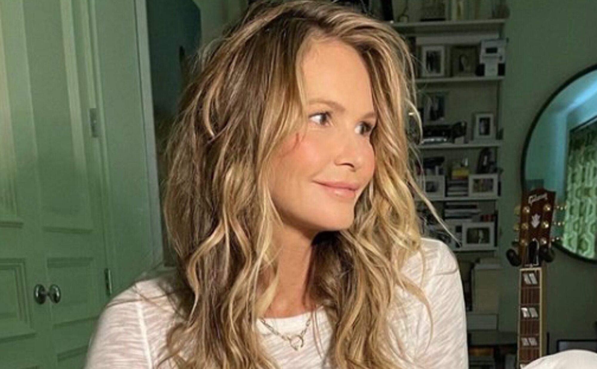 Elle Macpherson revela que tuvo cáncer de mama y que se negó a ser tratada con quimioterapia