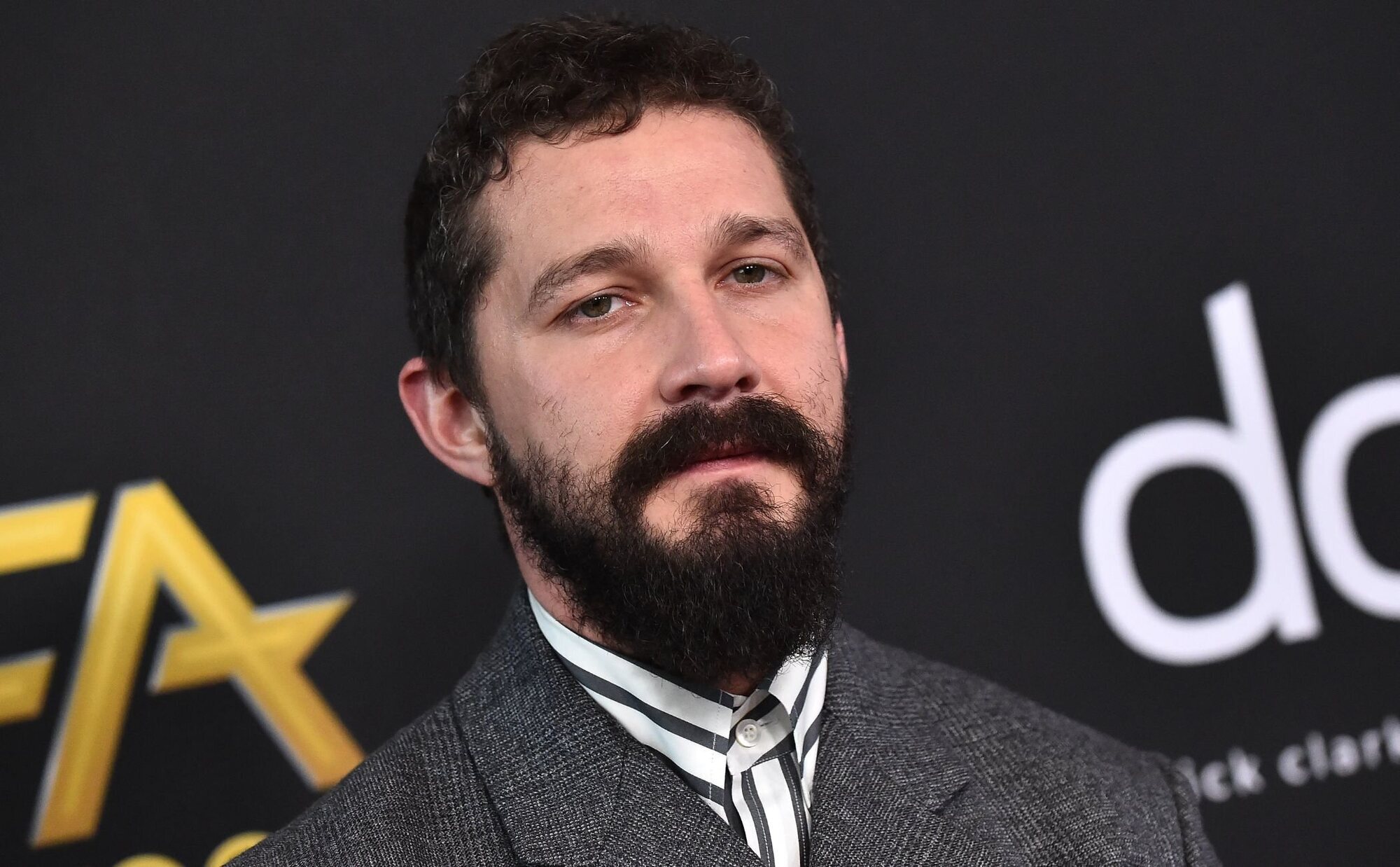 Shia LaBeouf protagoniza una pelea fuera de un pub en Edimburgo