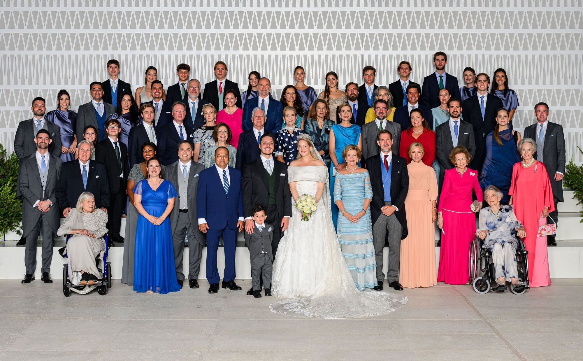 Las fotos oficiales de la boda de Theodora de Grecia y Matthew Kumar: mucho amor y unas curiosas ausencias