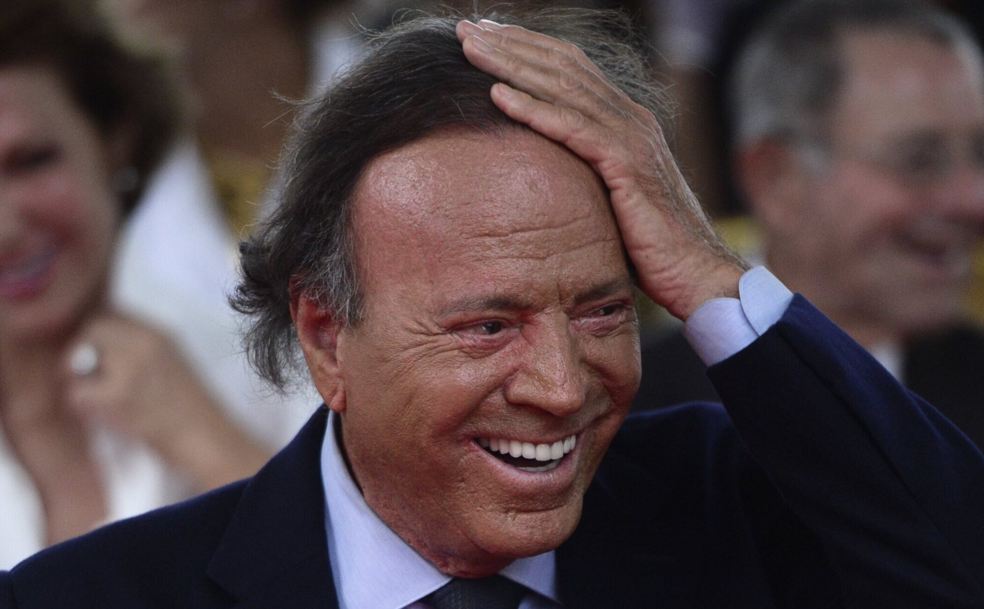 Julio Iglesias se retira de la música a los 81 años