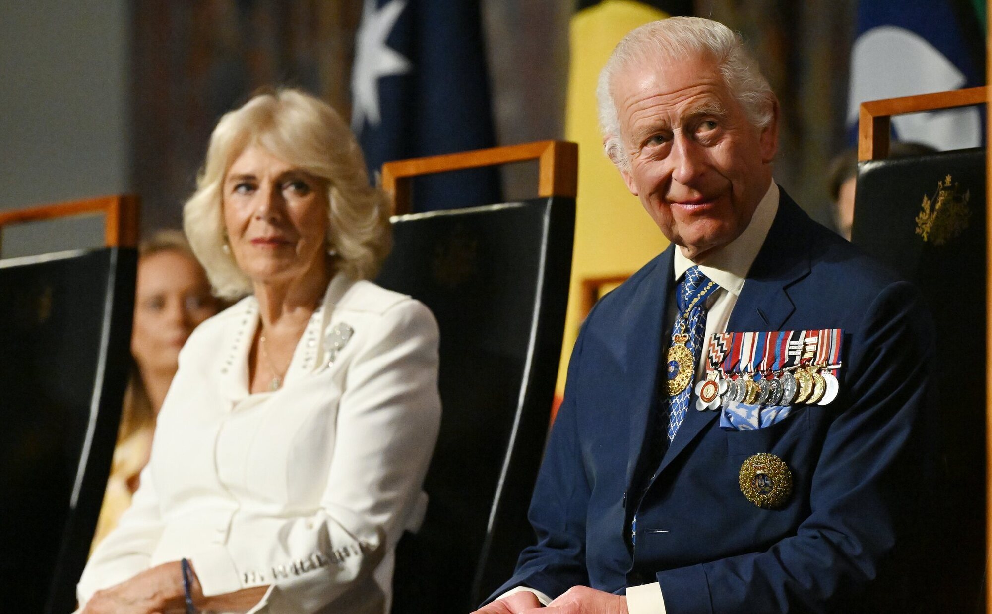 Del "no eres nuestro Rey" a la presencia de Lady Di: Así ha sido el comienzo de la gira por Australia de Carlos III y Camilla