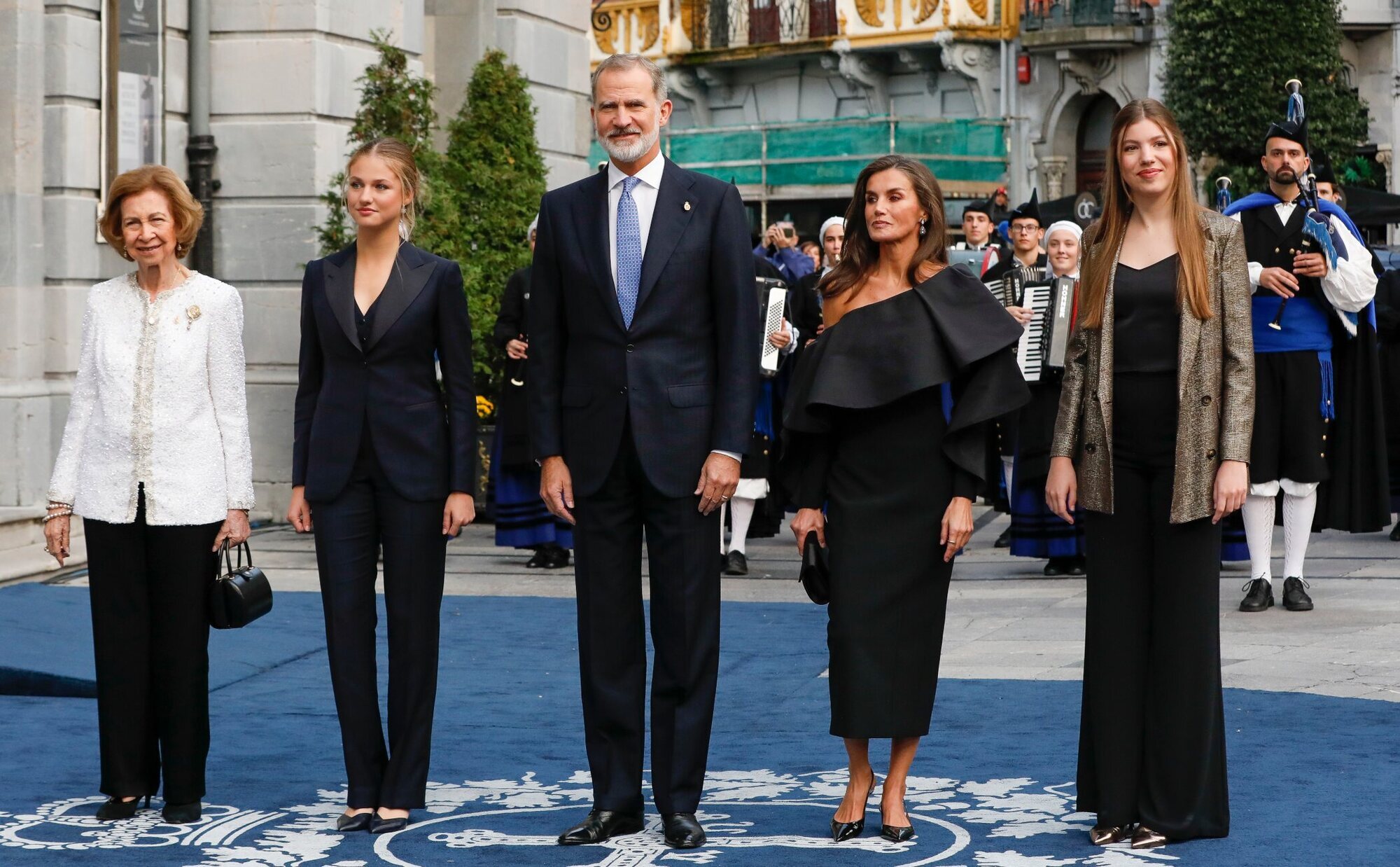 Los Reyes Felipe y Letizia, la Reina Sofía, la Princesa Leonor y la Infanta Sofía llegan a Premios Princesa de Asturias 2024