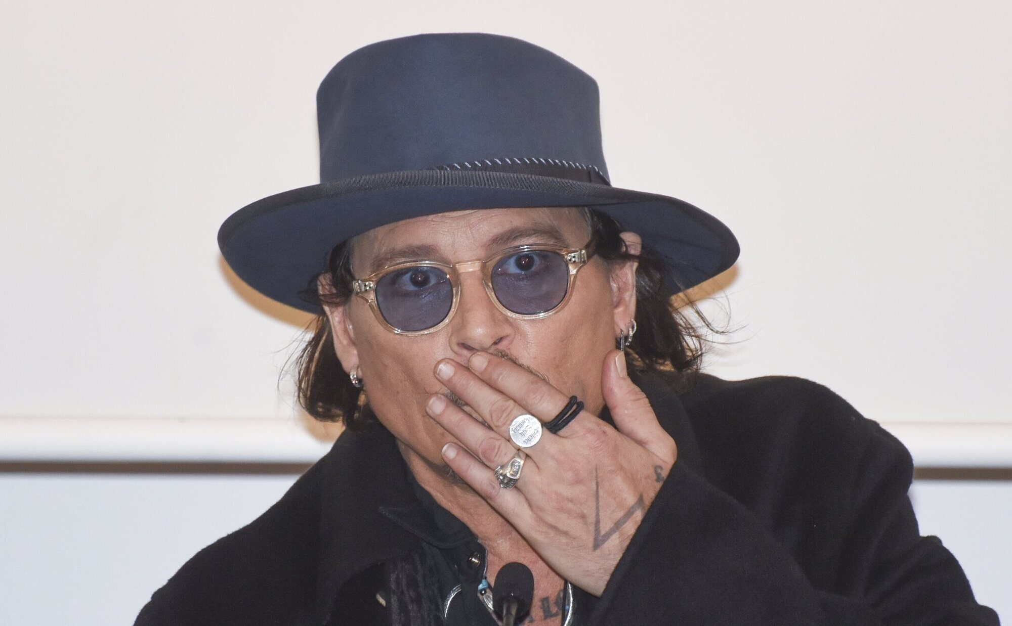 Johnny Depp manda un mensaje de apoyo a los afectados por la DANA en Valencia