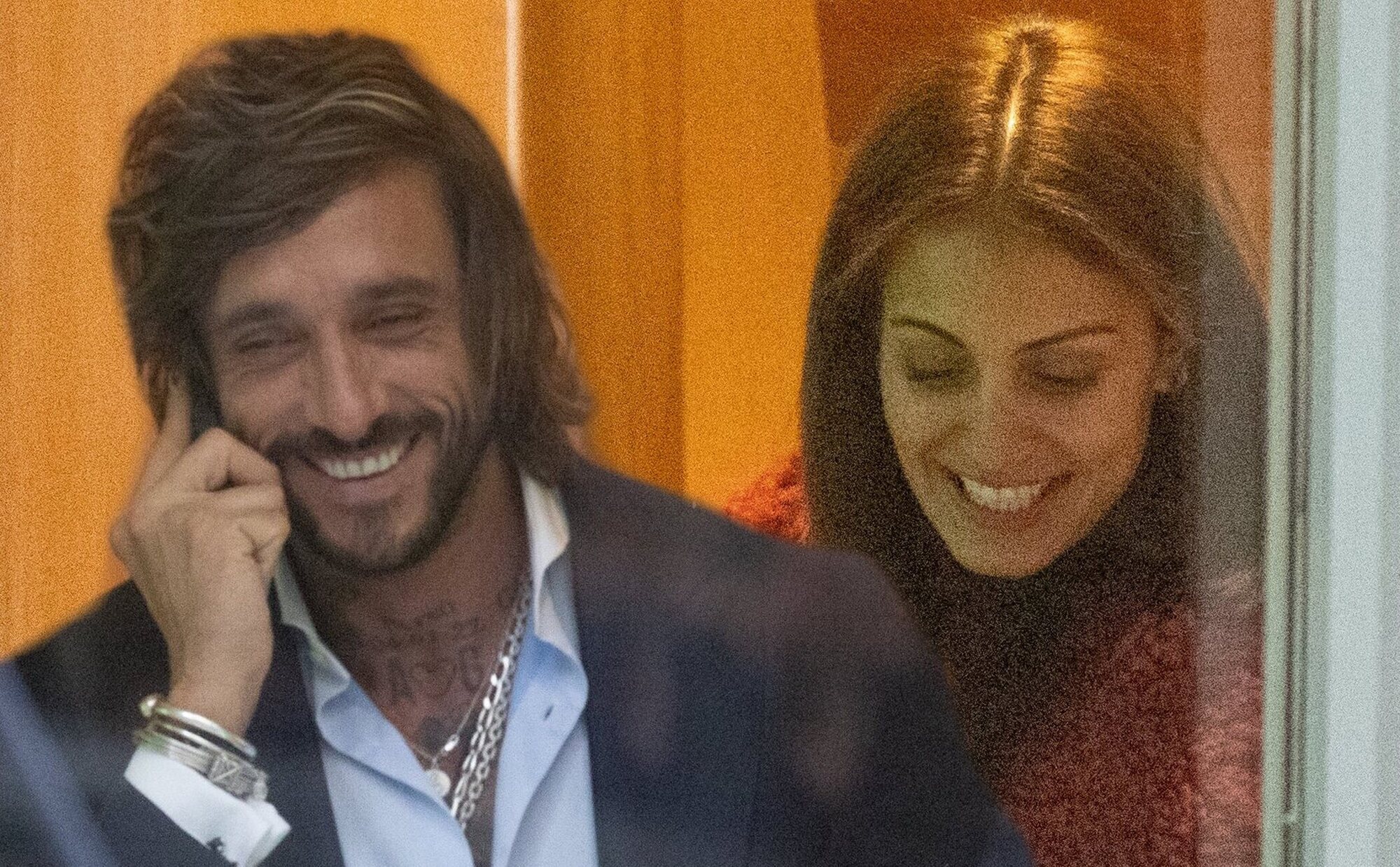 Hiba Abouk y Antonio Revilla publican su primera foto 'juntos'