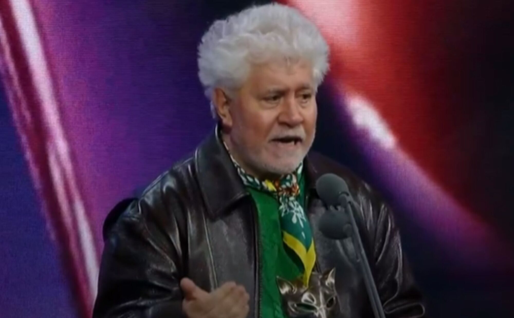 Pedro Almodóvar desvela el mensaje que recibió de Marisa Paredes un día antes de su fallecimiento