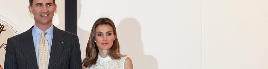 Los Príncipes Felipe y Letizia apoyan a Chema Madoz y a la colonia española durante su visita a Chile