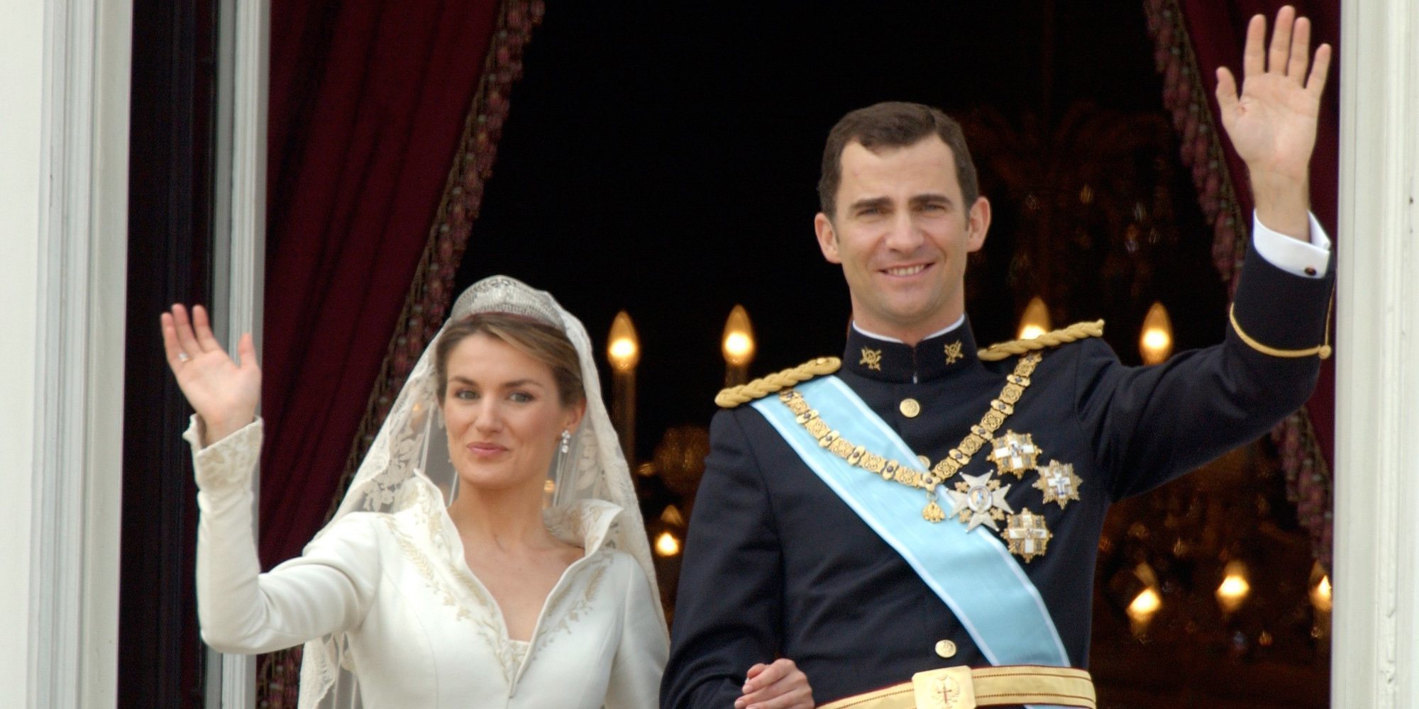 Así fue la boda de los Reyes Felipe y Letizia: un enlace inolvidable pasado por agua