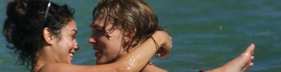 Vanessa Hudgens y Austin Butler desatan su pasión en las playas de Hawai