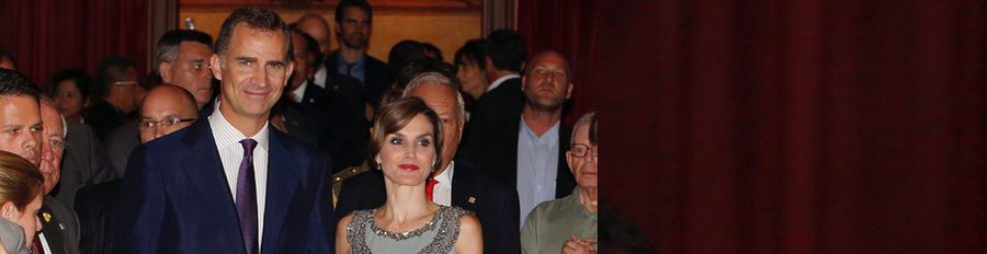 Los Reyes Felipe y Letizia se codean con Marta Sánchez y Colate en una noche de cine en Miami