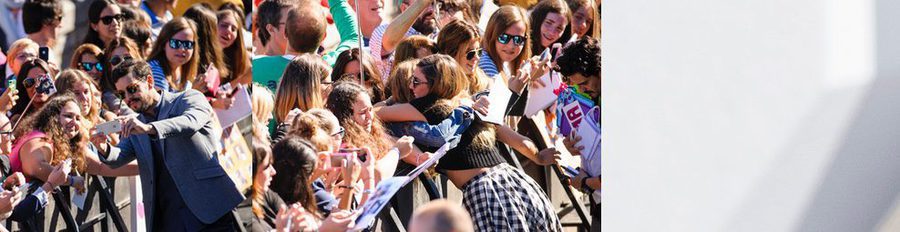 Mario Casas y Blanca Suárez hacen enloquecer a los fans en el Festival de San Sebastián 2015