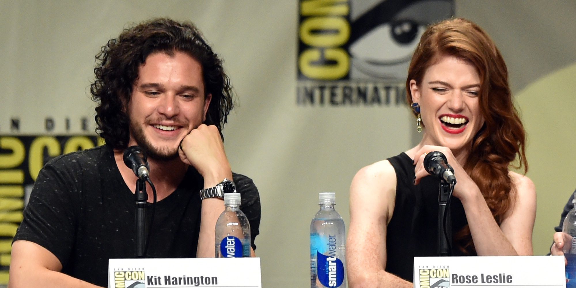 Kit Harington y Rose Leslie ('Juego de Tronos') confirman su relación paseando su amor por los Premios Olivier 2016