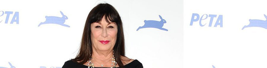 Los 65 años de Anjelica Huston en 6 momentos sorprendentes y 5 películas que marcaron su vida