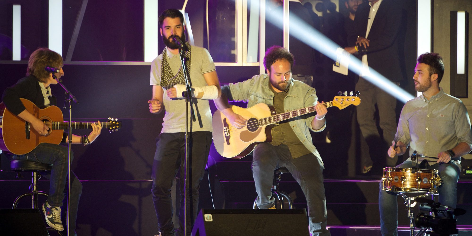 Los integrantes de Supersubmarina, estables tras sufrir un accidente de tráfico