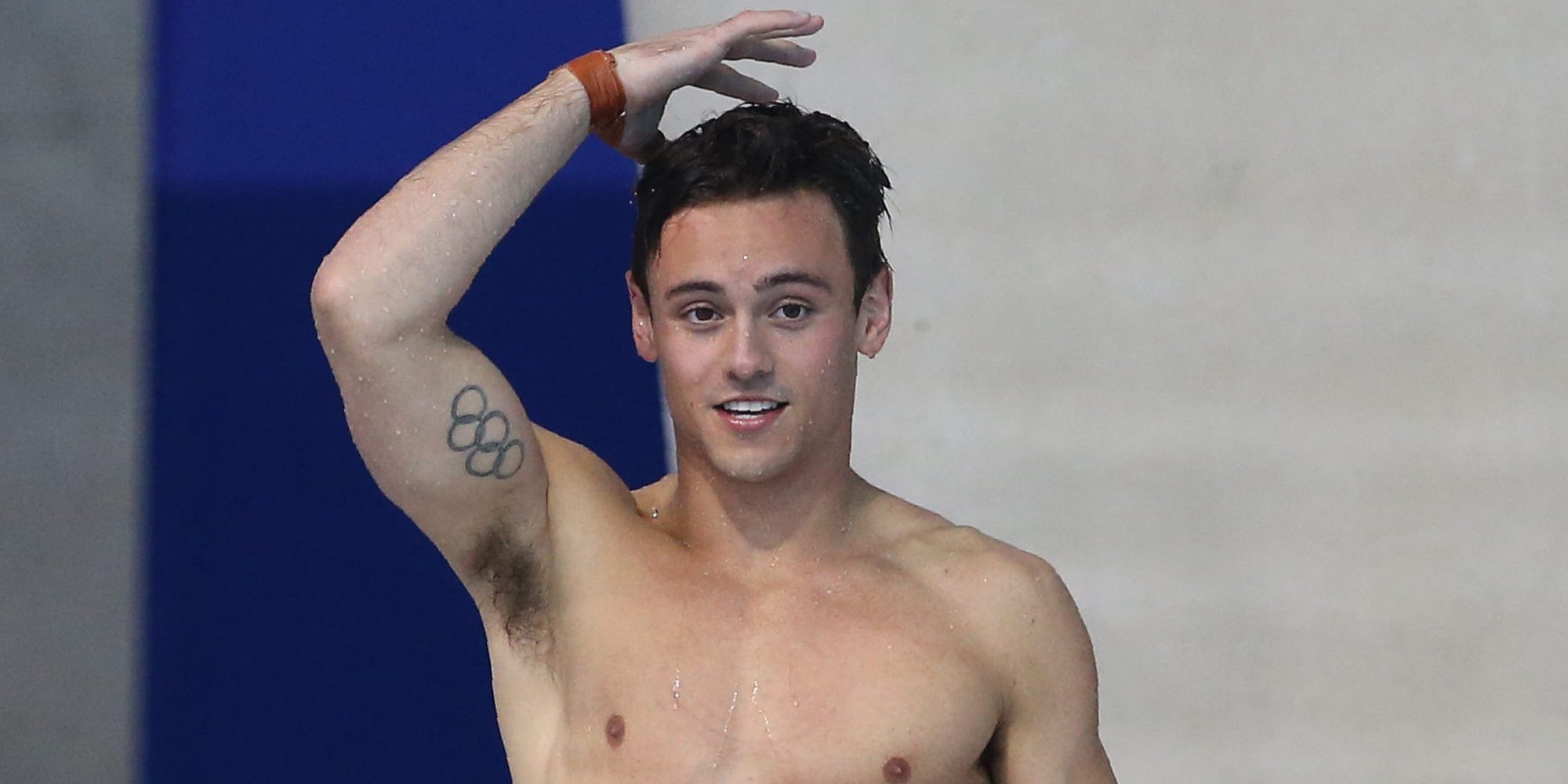 El dulce regalo de Dustin Lance Black a Tom Daley por su medalla en Rio 2016