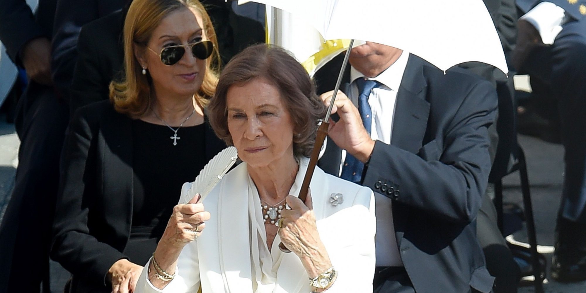 La Reina Sofía, emocionada y acalorada en la ceremonia de Canonización de la Madre Teresa de Calcuta