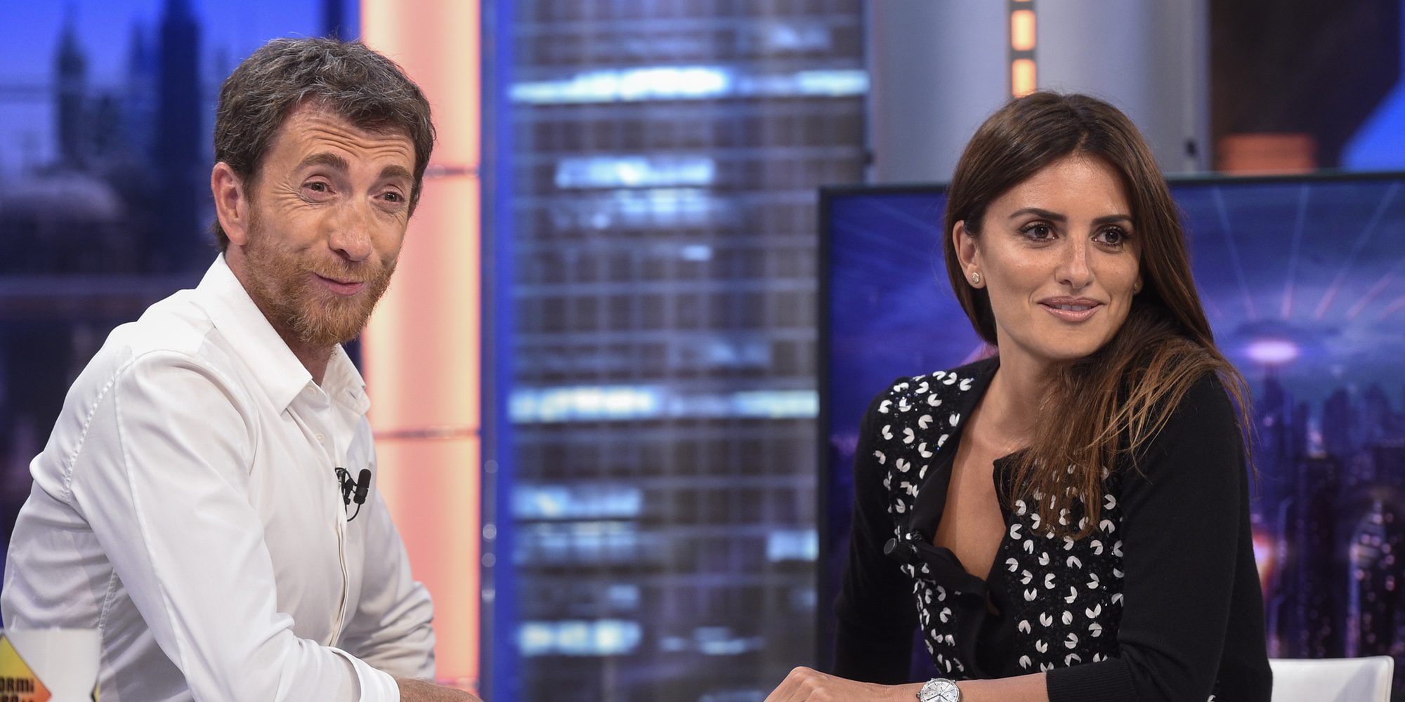 Penélope Cruz pisa por fin el plató de 'El Hormiguero': "Estoy feliz de estar aquí por fin"