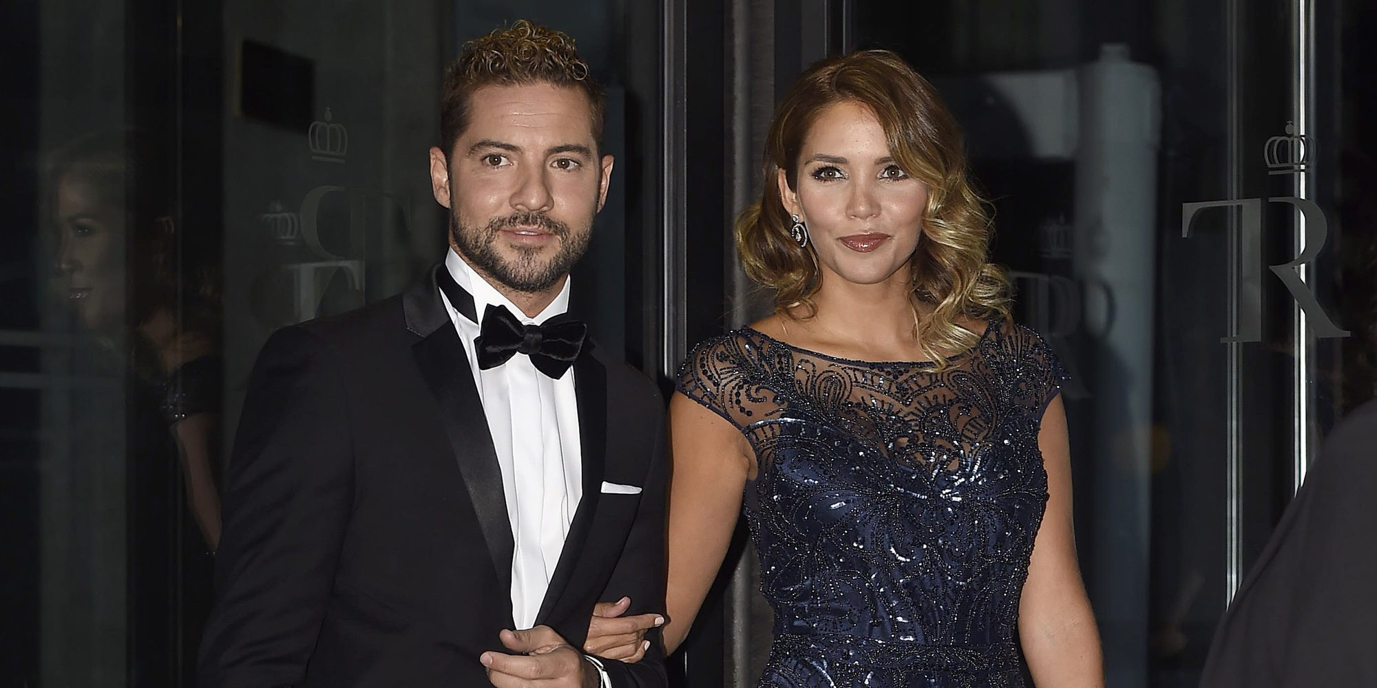 David Bisbal y Rosanna Zanetti derrochan amor sobre la alfombra roja del Teatro Real