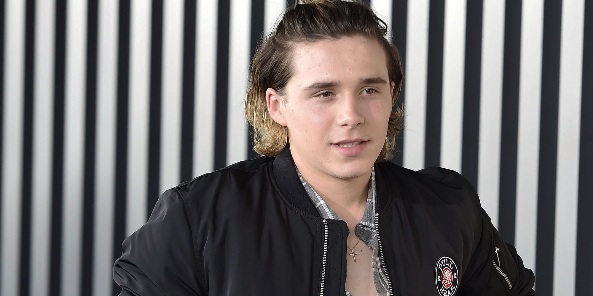 El amor de Úrsula Corberó y Chino Darín eclipsa la aparición de Brooklyn Beckham en España