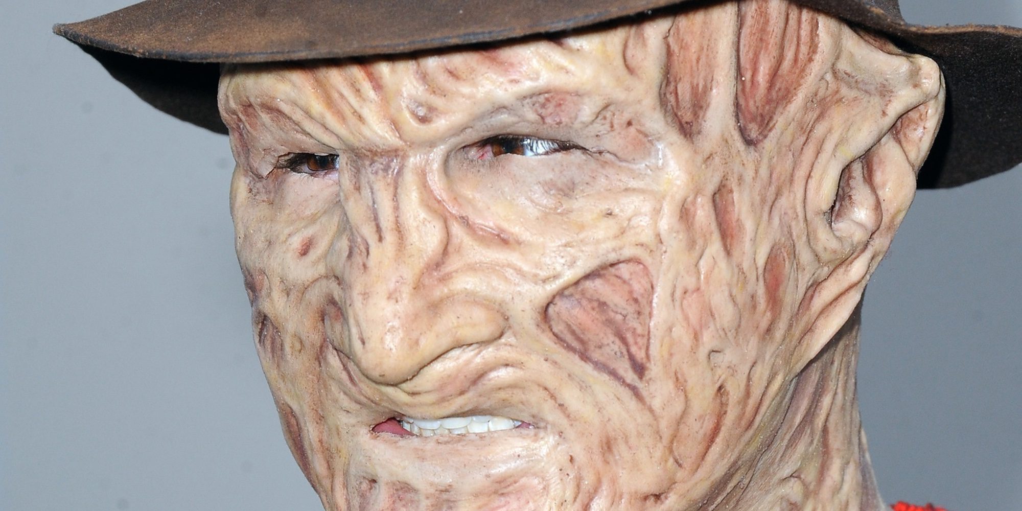 Un hombre disfrazado de Freddy Krueger dispara a 5 personas en una fiesta de Halloween en Texas