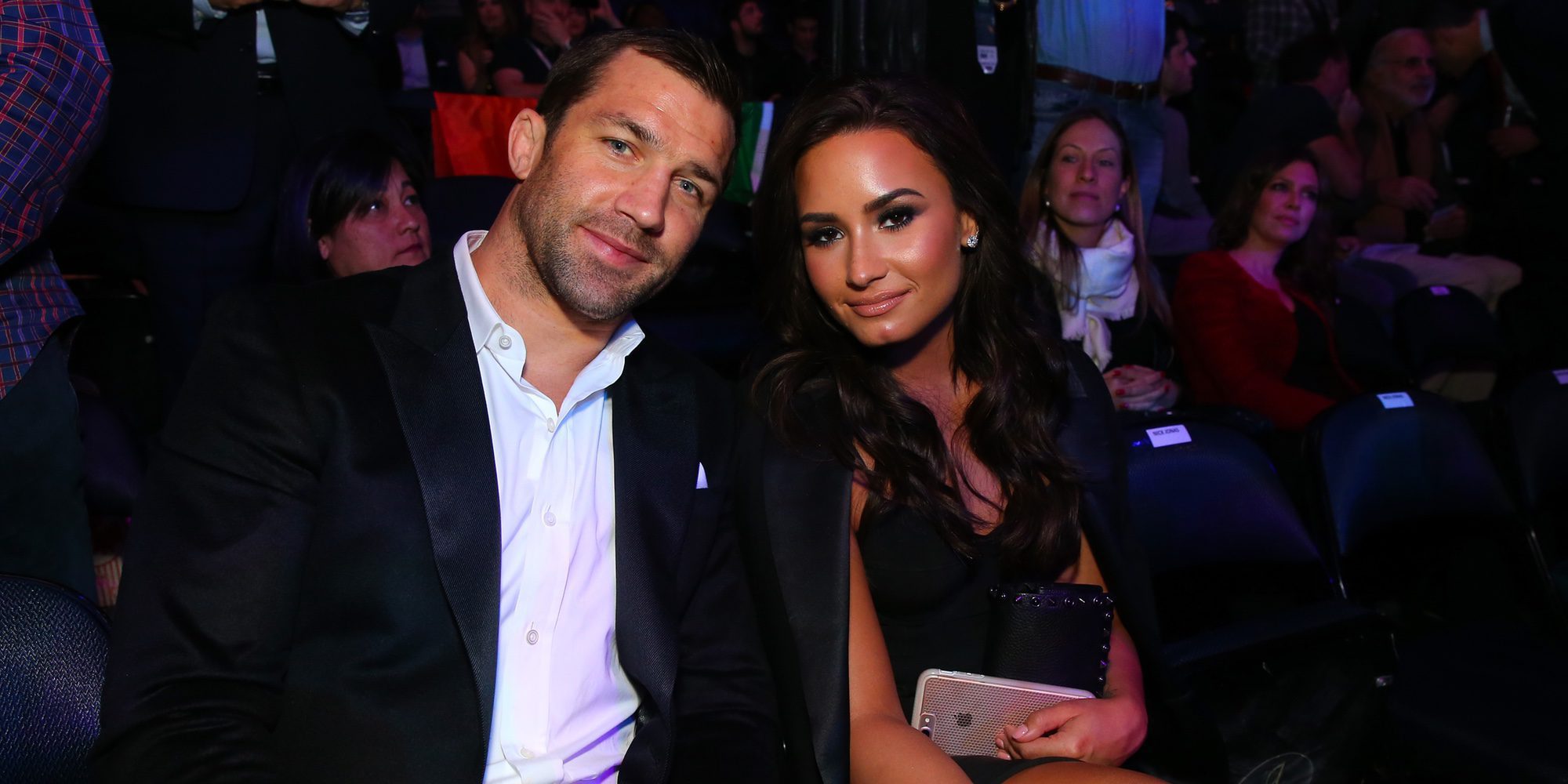 Demi Lovato y Luke Rockhold confirman su romance apareciendo cogidos de la mano