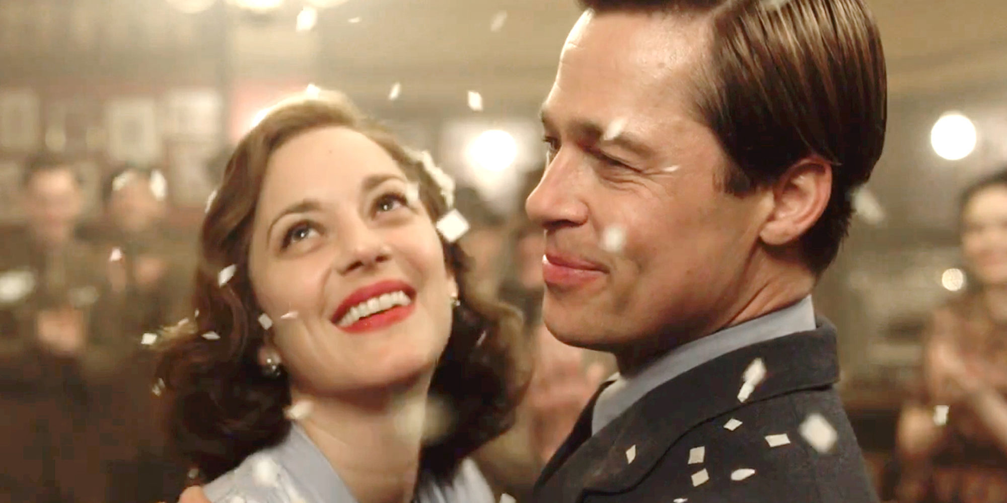 Brad Pitt y Marion Cotillard, muy enamorados y 'Aliados' contra 'La Reina de España'