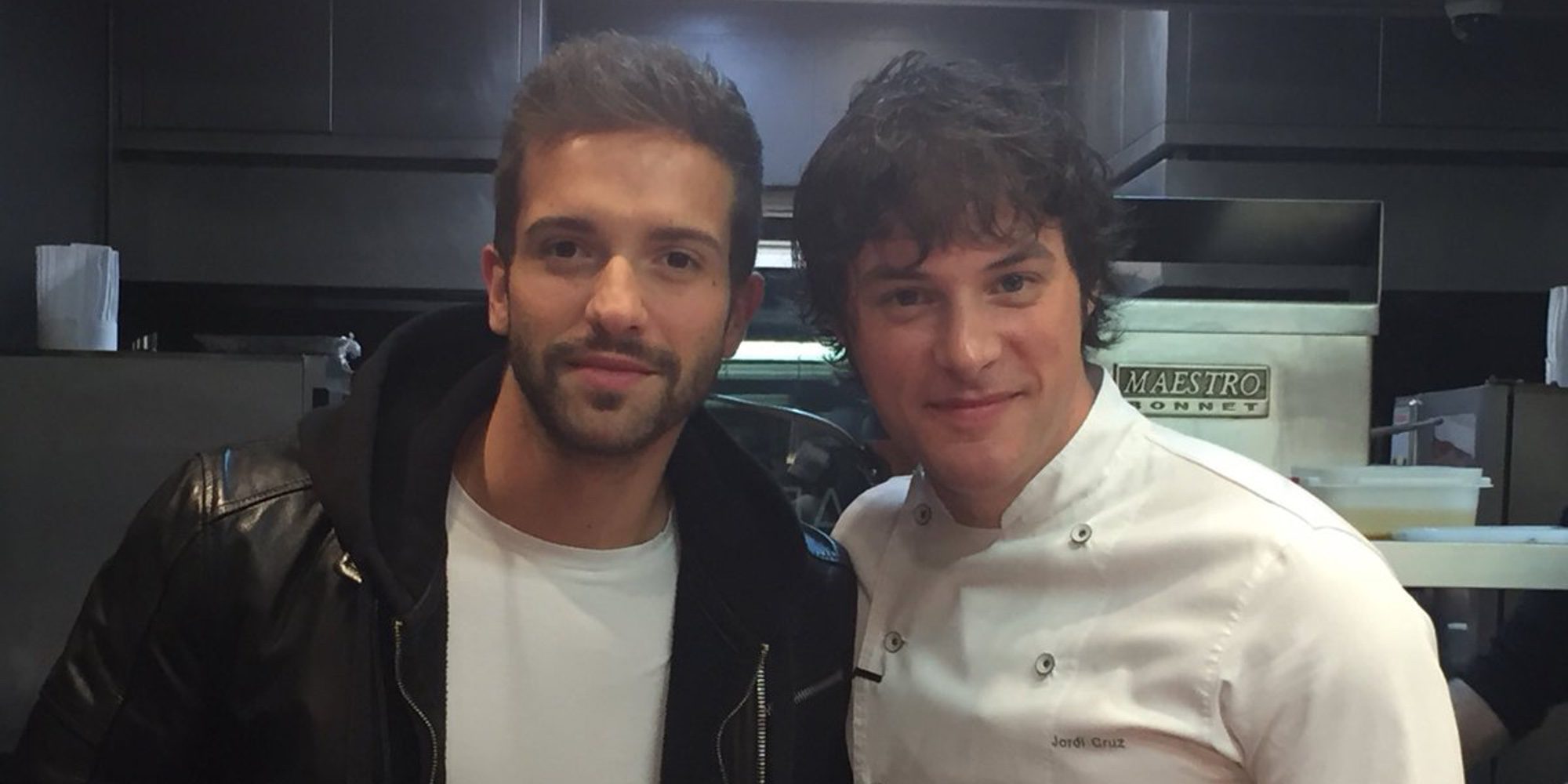 Pablo Alborán, el nuevo mejor amigo del televisivo cocinero de 'Masterchef' Jordi Cruz