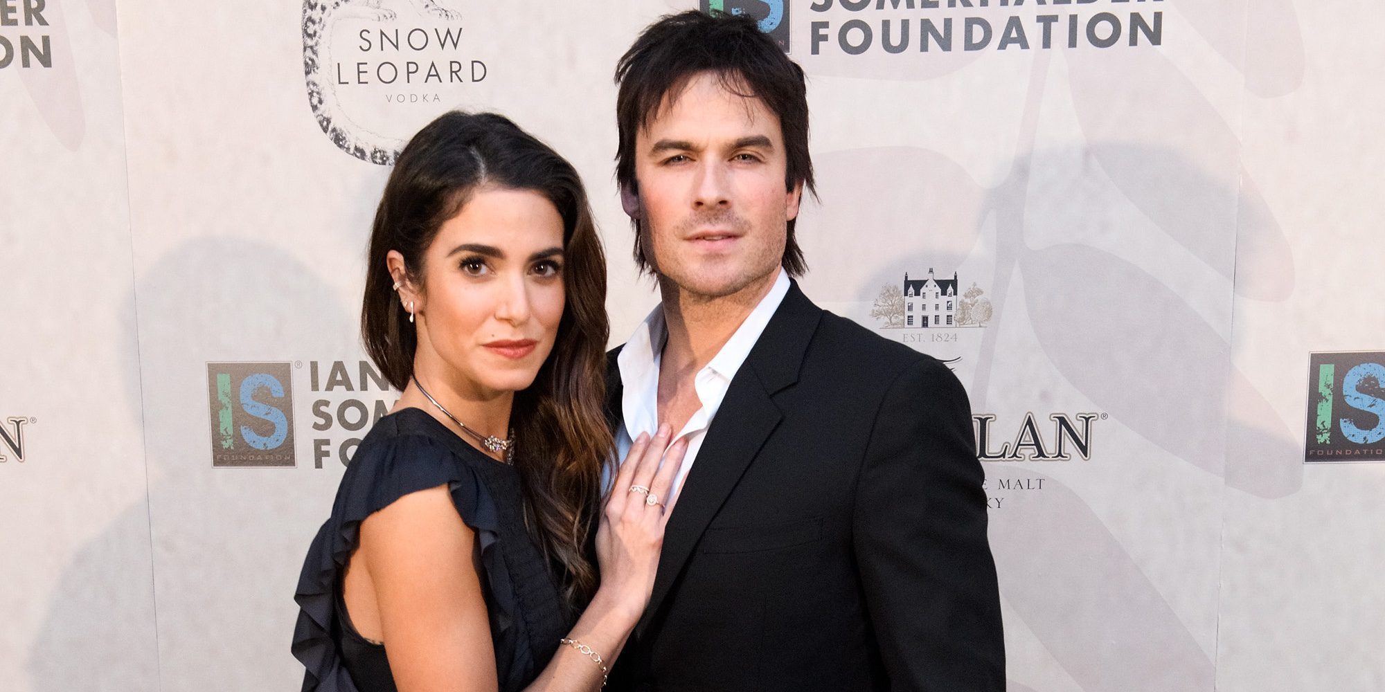 Ian Somerhalder y Nikki Reed, una pareja muy unida en un evento de la fundación del actor