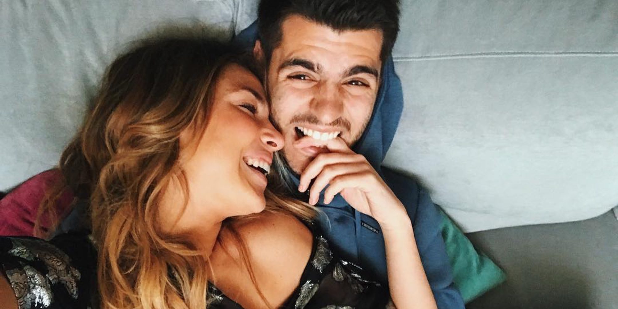 Álvaro Morata pide matrimonio a su novia Alice Campello en una función de El Mago Pop