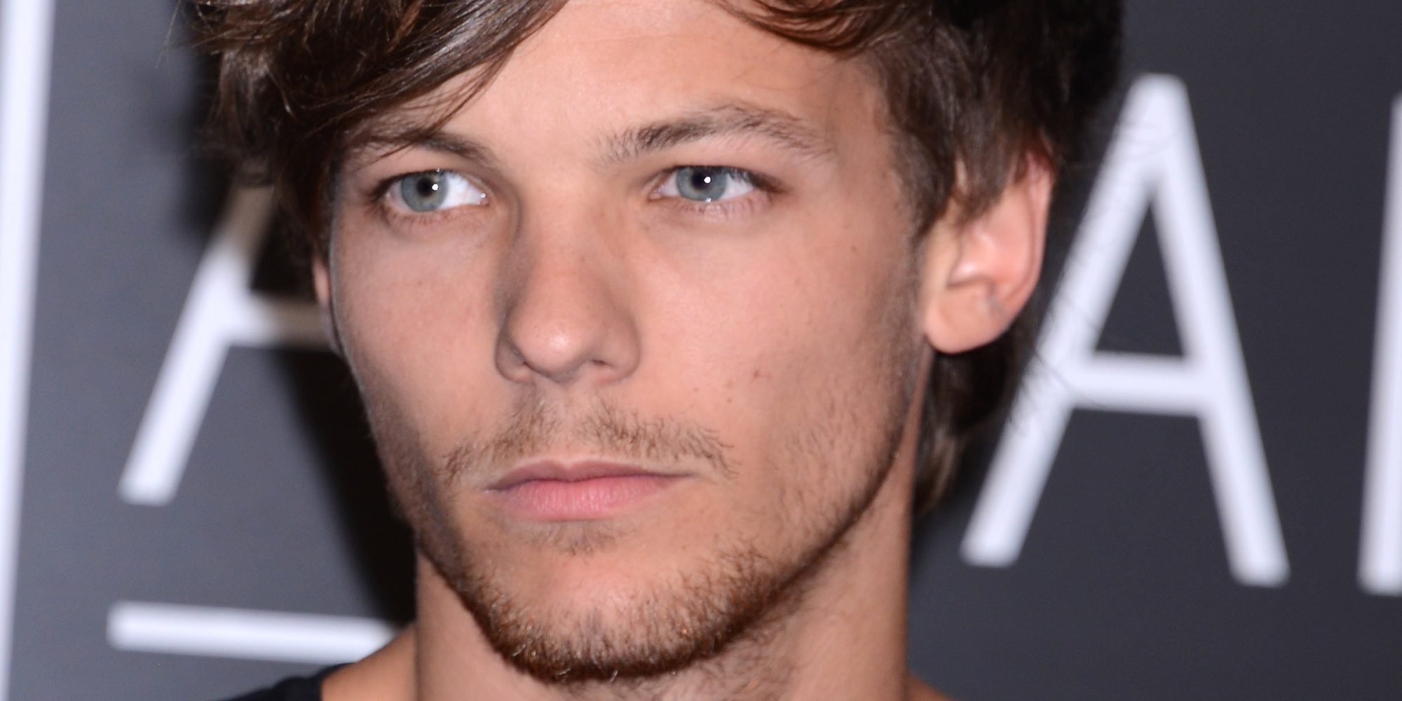 Louis Tomlinson, emocionado en su reaparición en 'The X Factor' tras la muerte de su madre