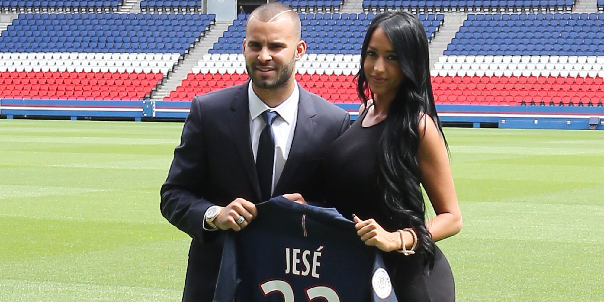 Los problemas continúan: Jesé vuelve a Las Palmas y su exnovia y Aurah Ruiz se atacan duramente