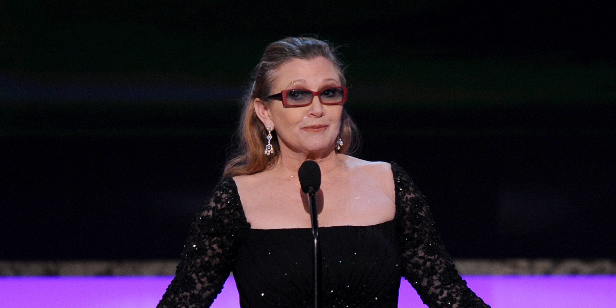 Carrie Fisher, hospitalizada tras sufrir un ataque al corazón en un avión