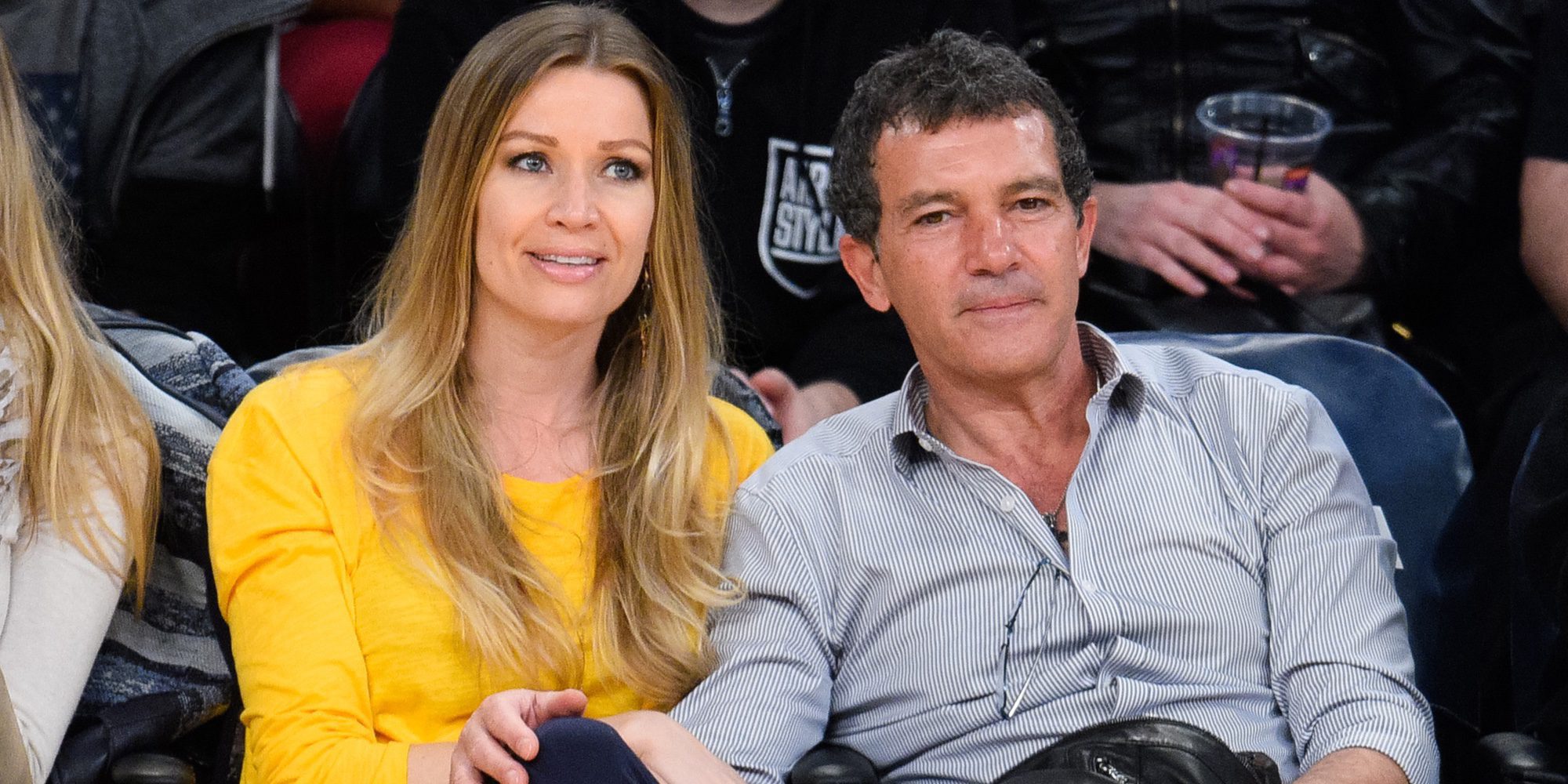 Antonio Banderas se recupera junto a Nicole Kimpel tras el 'pequeño susto' que le llevó al hospital