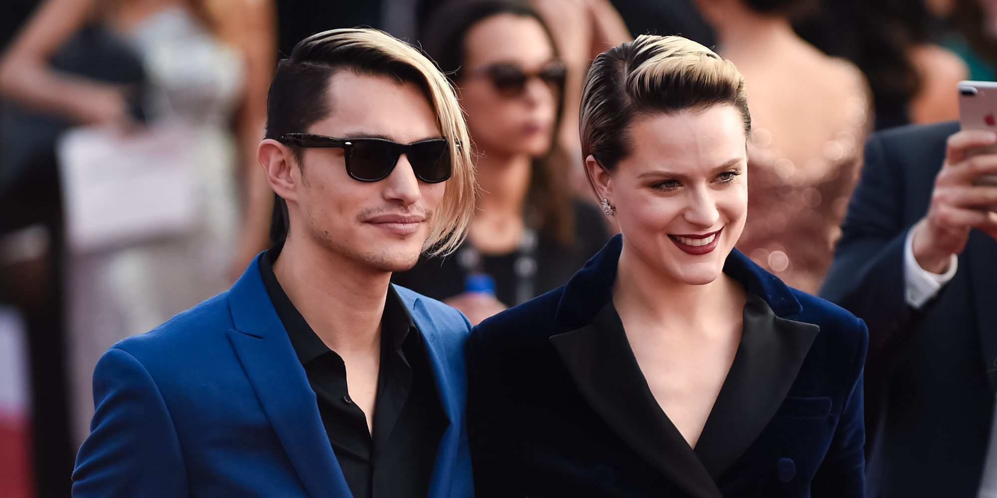 Evan Rachel Wood se compromete con su compañero de banda Zach Villa