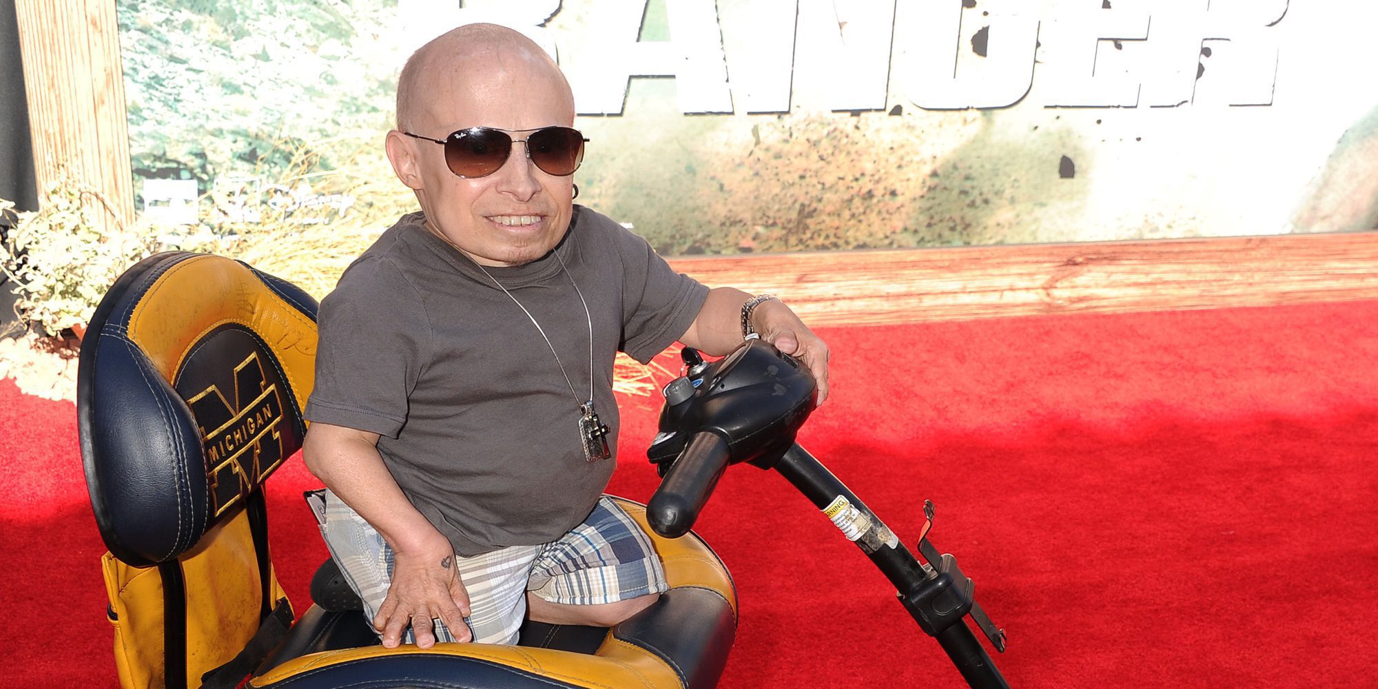 Hospitalizan a Verne Troyer por intoxicación de alcohol y entrará en rehabilitación