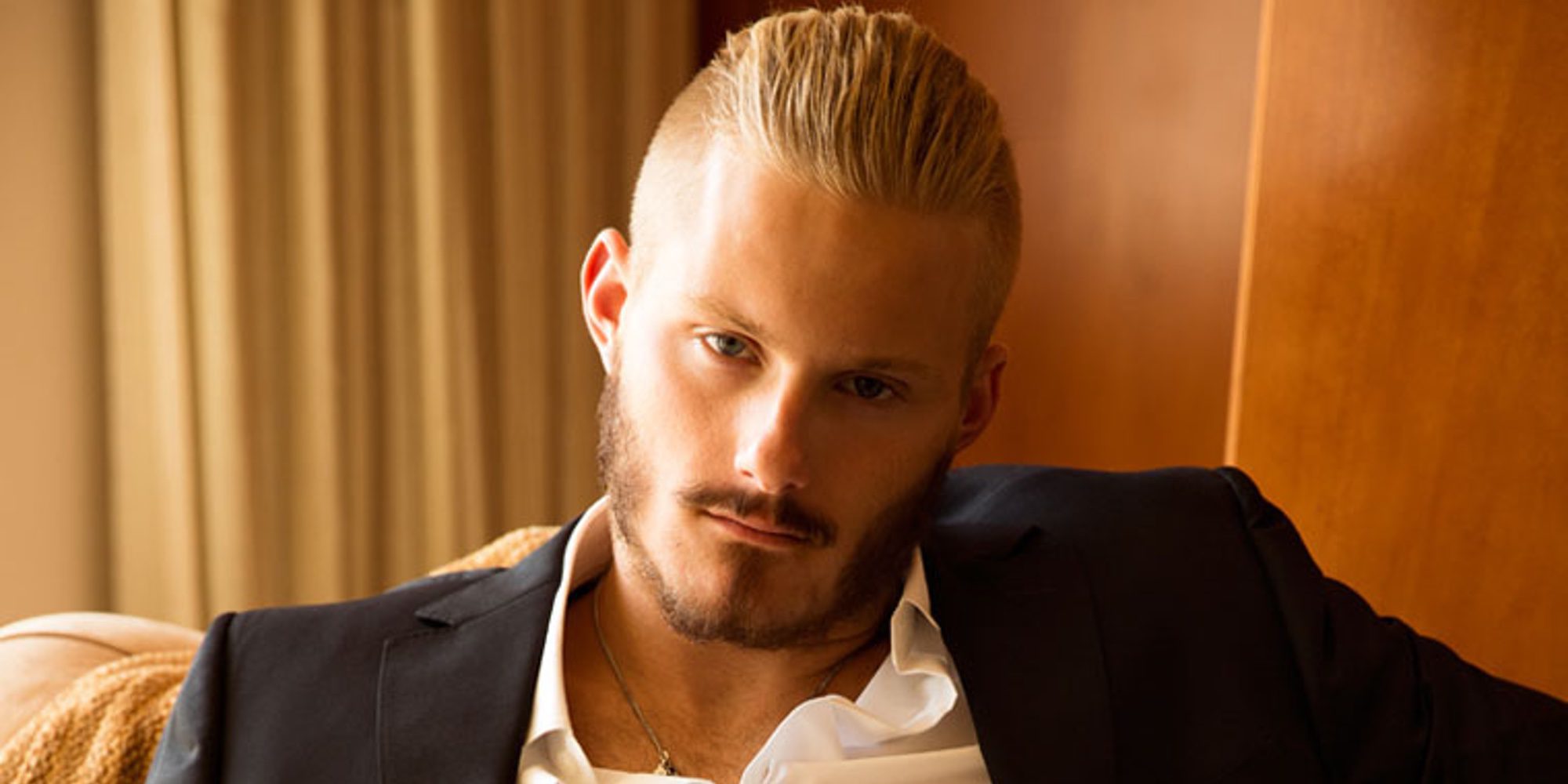 25 secretos y curiosidades de Alexander Ludwig, el actor de 'Los juegos del hambre' que triunfa en 'Vikingos'