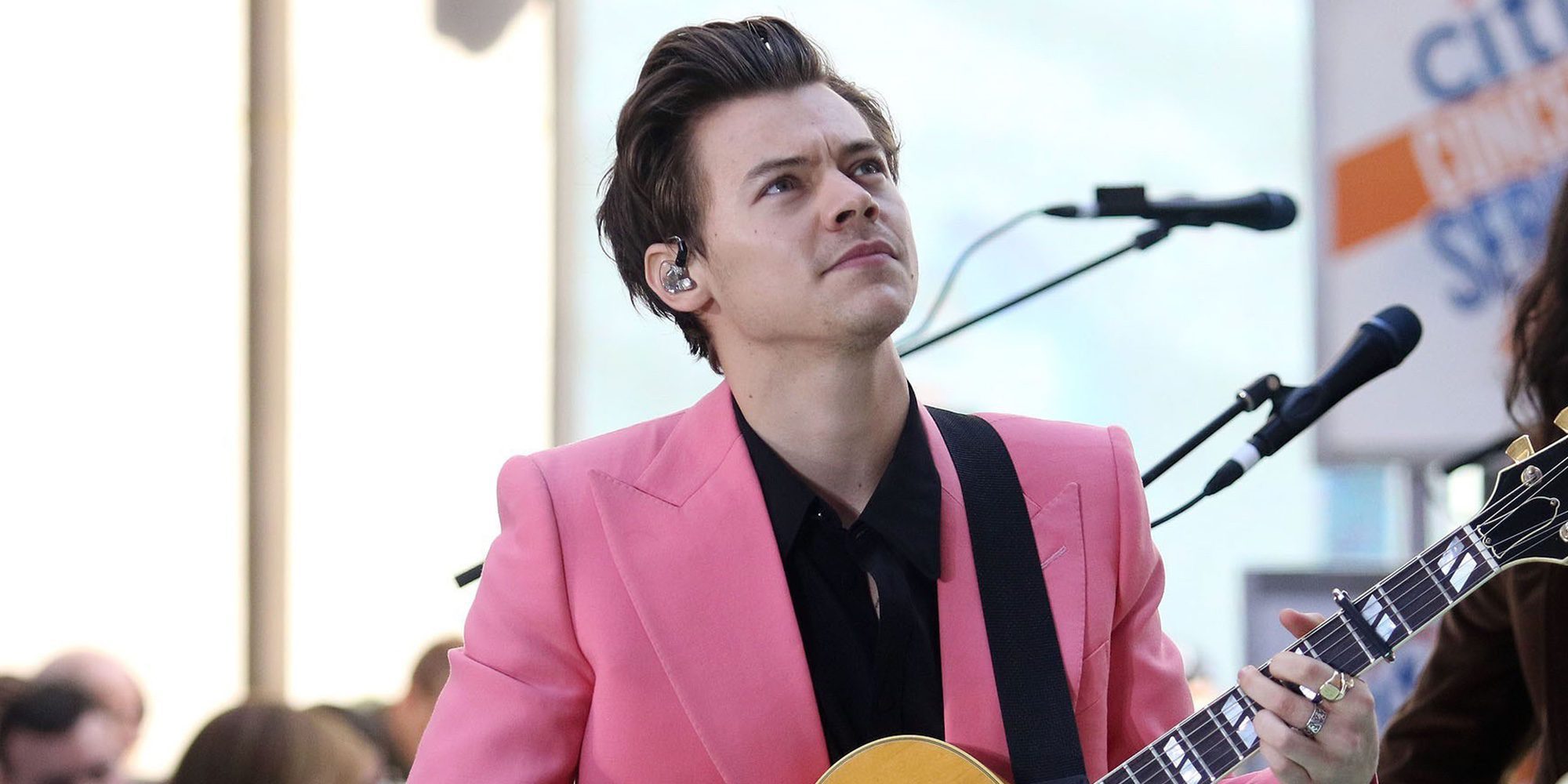 Harry Styles canta 'Stockholm Syndrome' en el show de Today recordando a One Direction