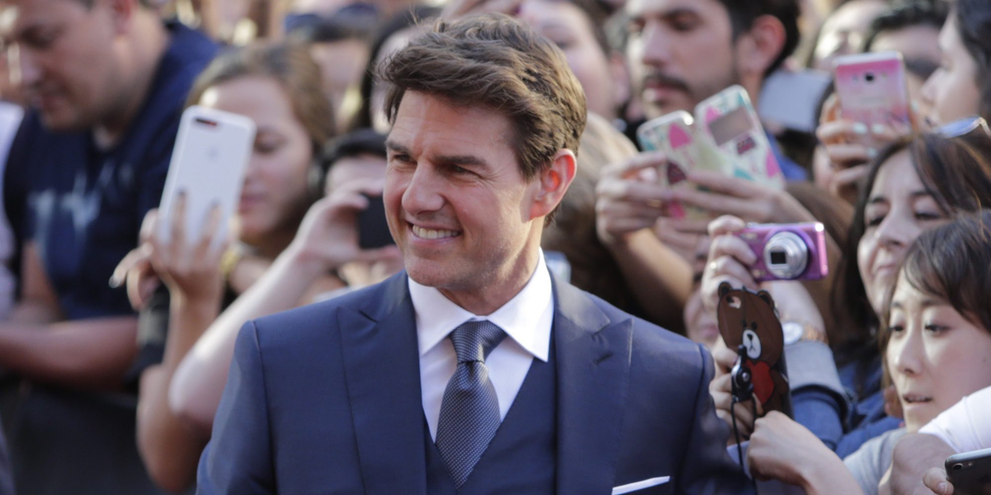 Tom Cruise, Sofia Boutella y Annabelle Wallis paralizan Madrid para presentar 'La momia'