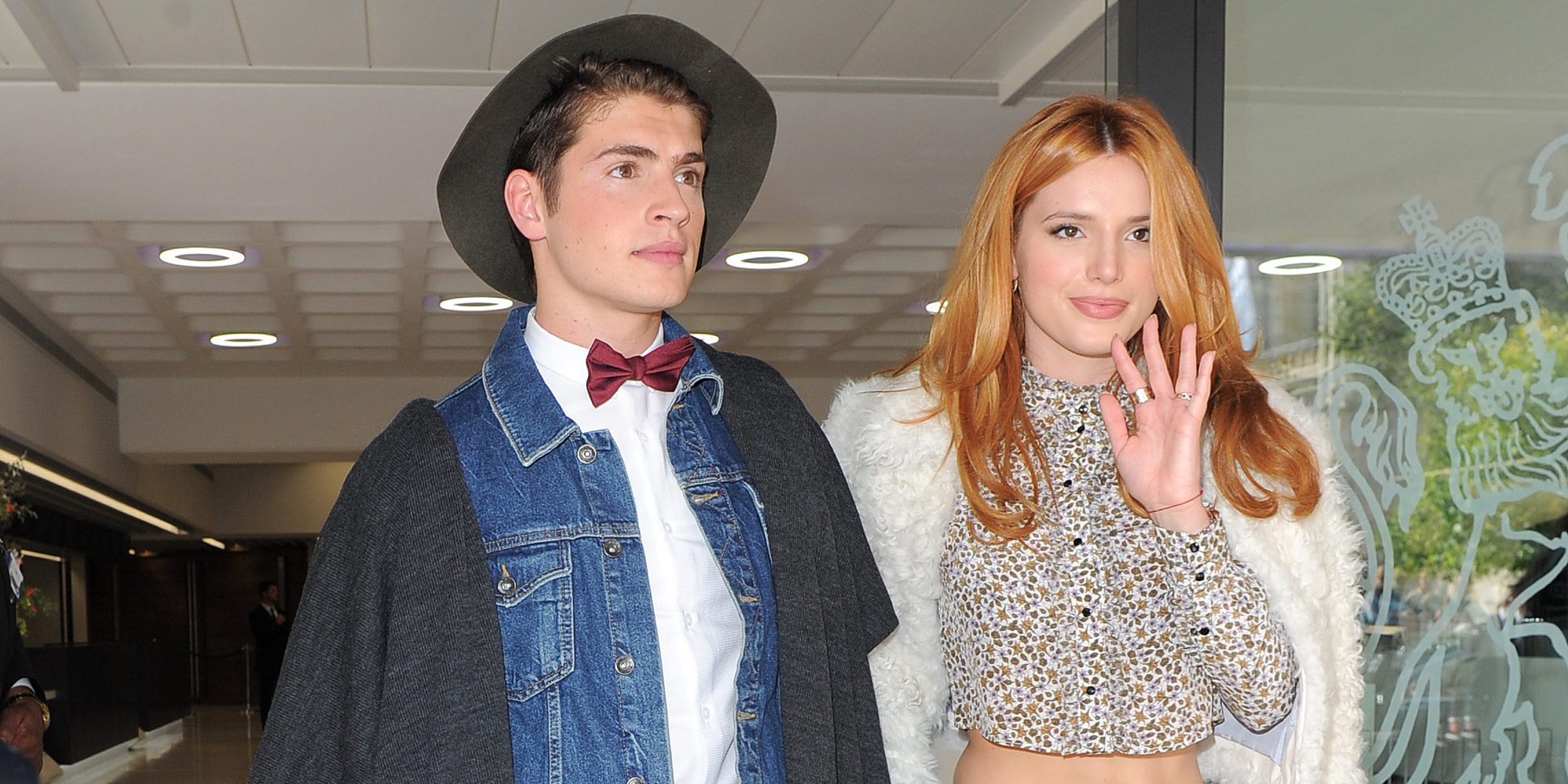 Bella Thorne y su ex Gregg Sulkin disfrutan juntos de un día de piscina, ¿qué pensará Scott Disick?