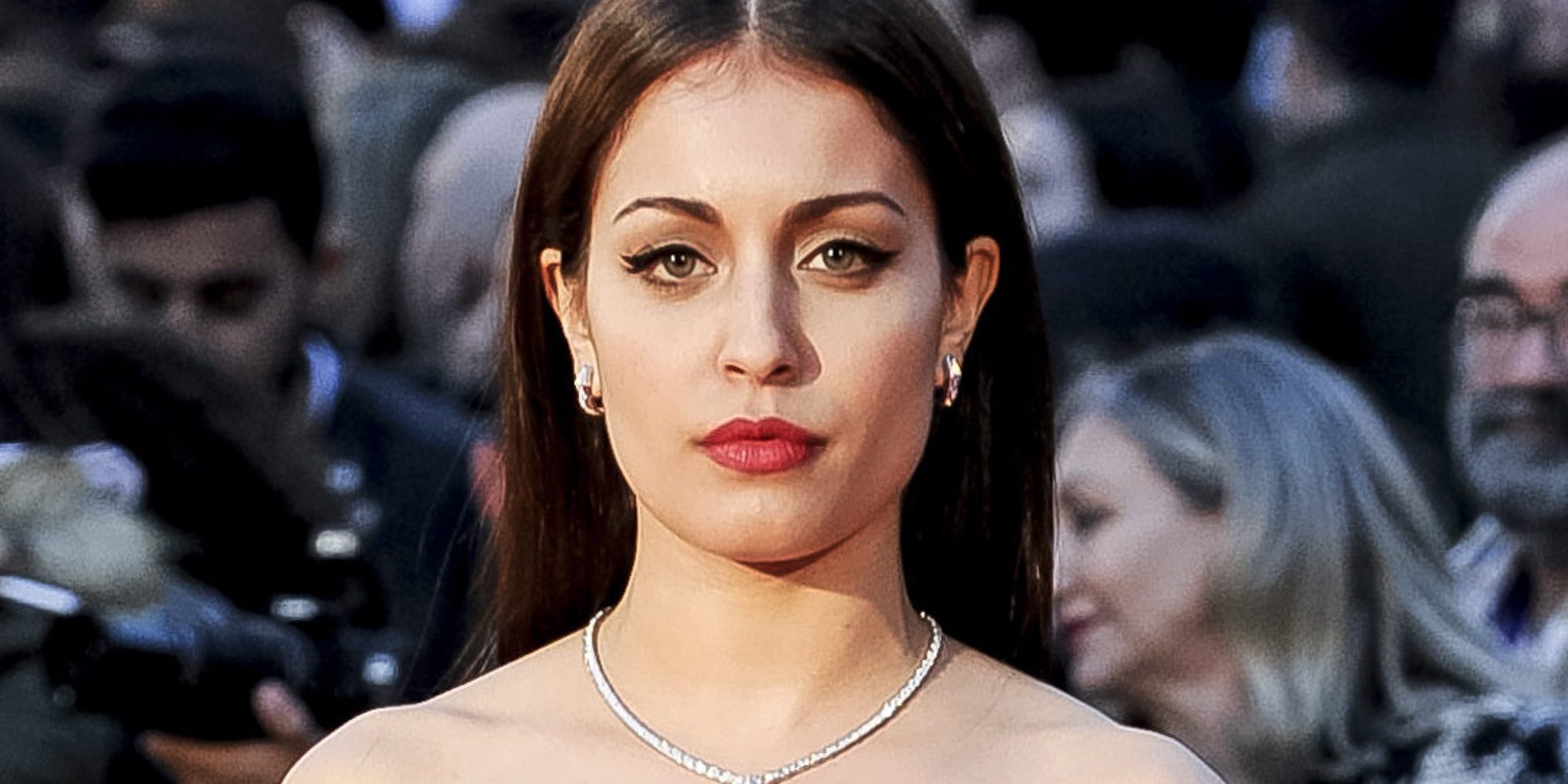 Hiba Abouk, ilusionada con el polémico y problemático rapero Joey Starr