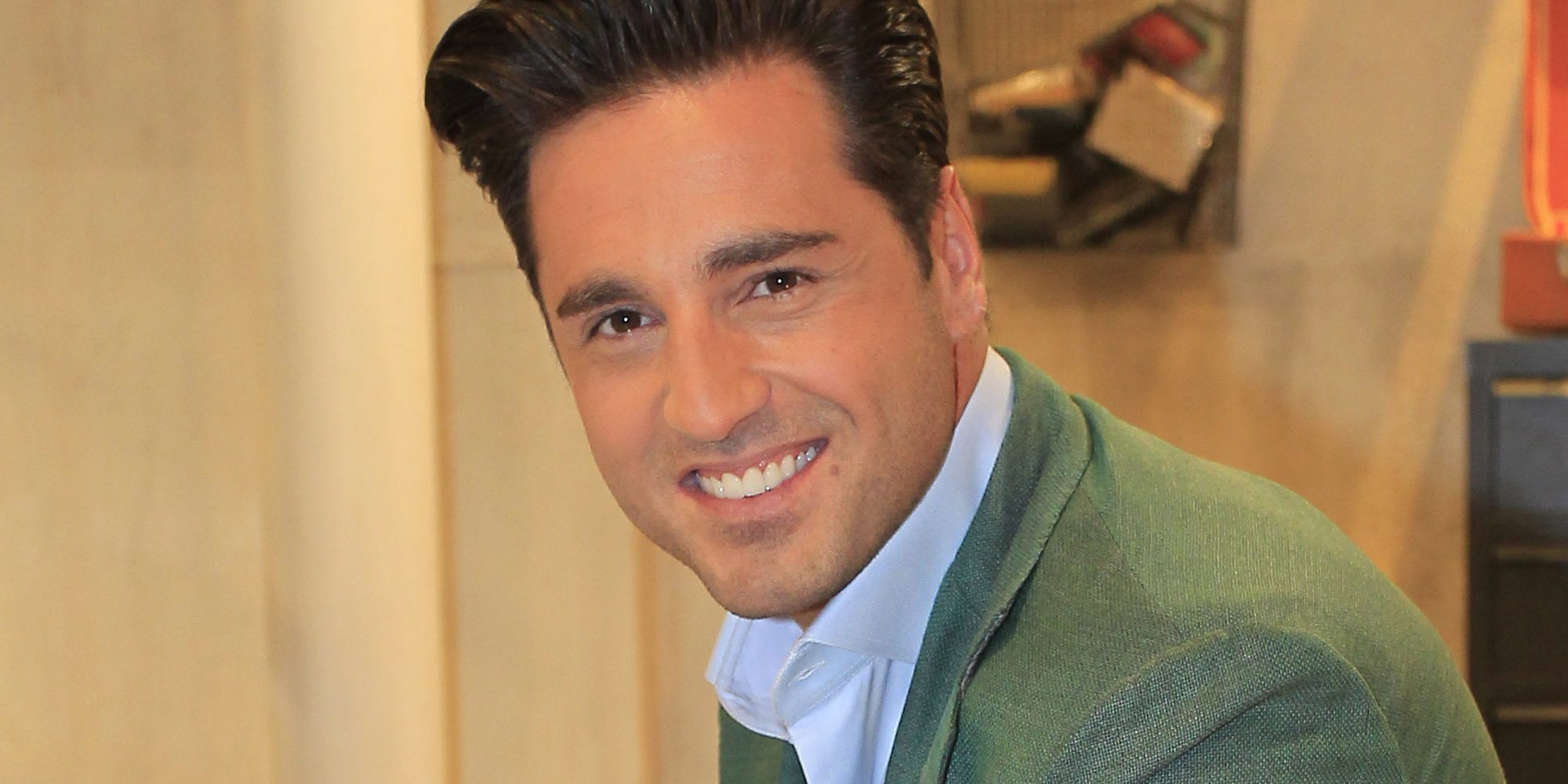 David Bustamante felicita a sus padres el día de su aniversario de una manera muy especial