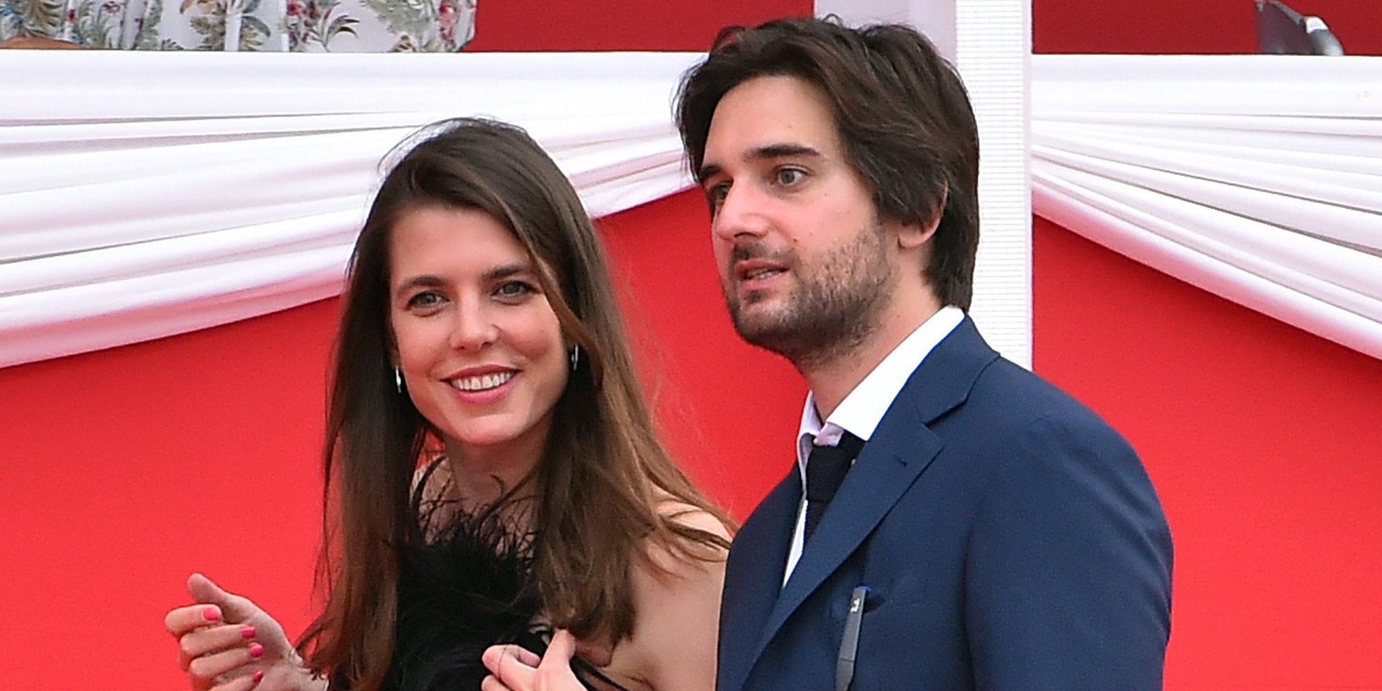 Carlota Casiraghi hace oficial su relación con Dimitri Rassam en el concurso de saltos de Mónaco